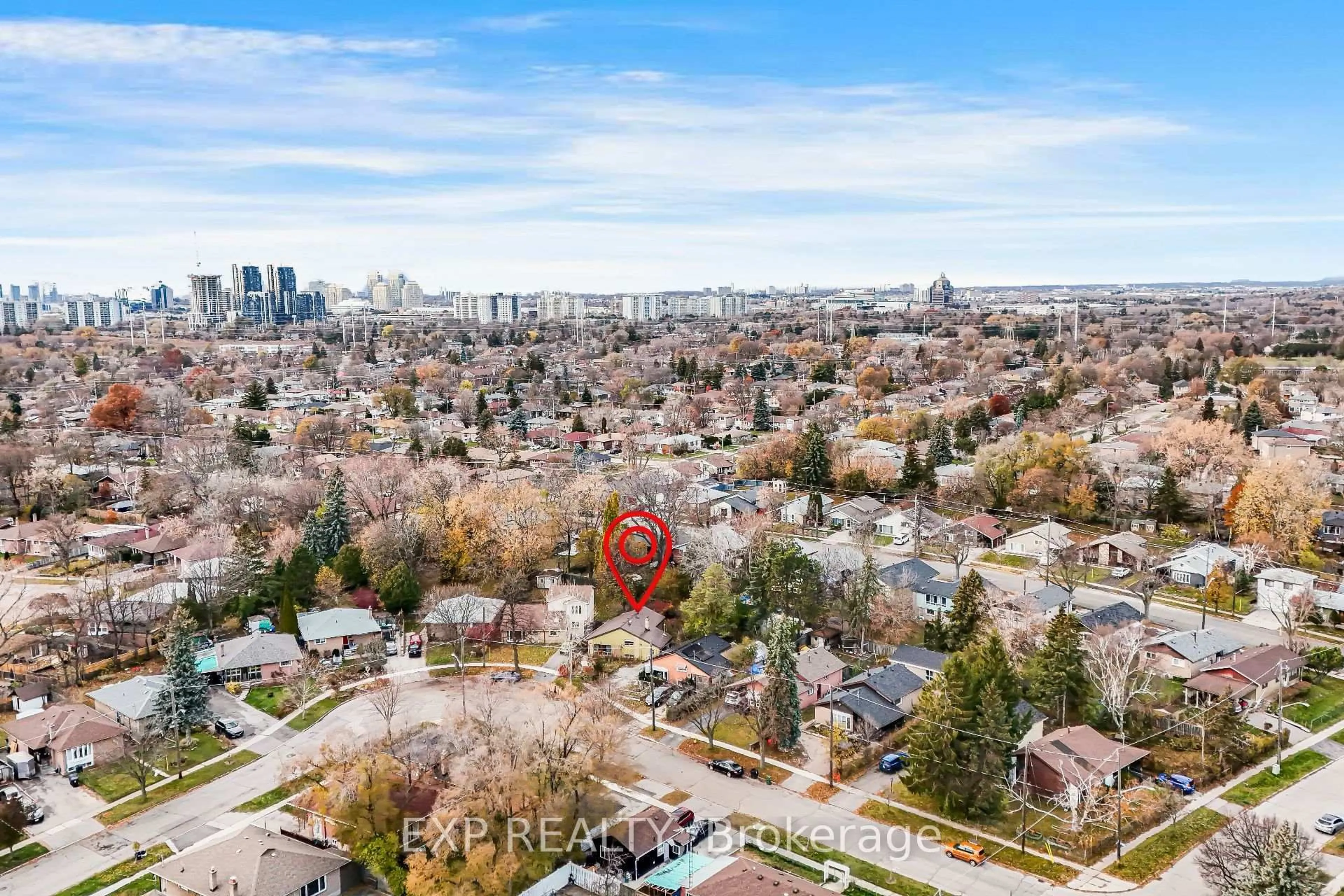 A pic from outside/outdoor area/front of a property/back of a property/a pic from drone, city buildings view from balcony for 26 Lakeland Cres, Toronto Ontario M1G 2L3