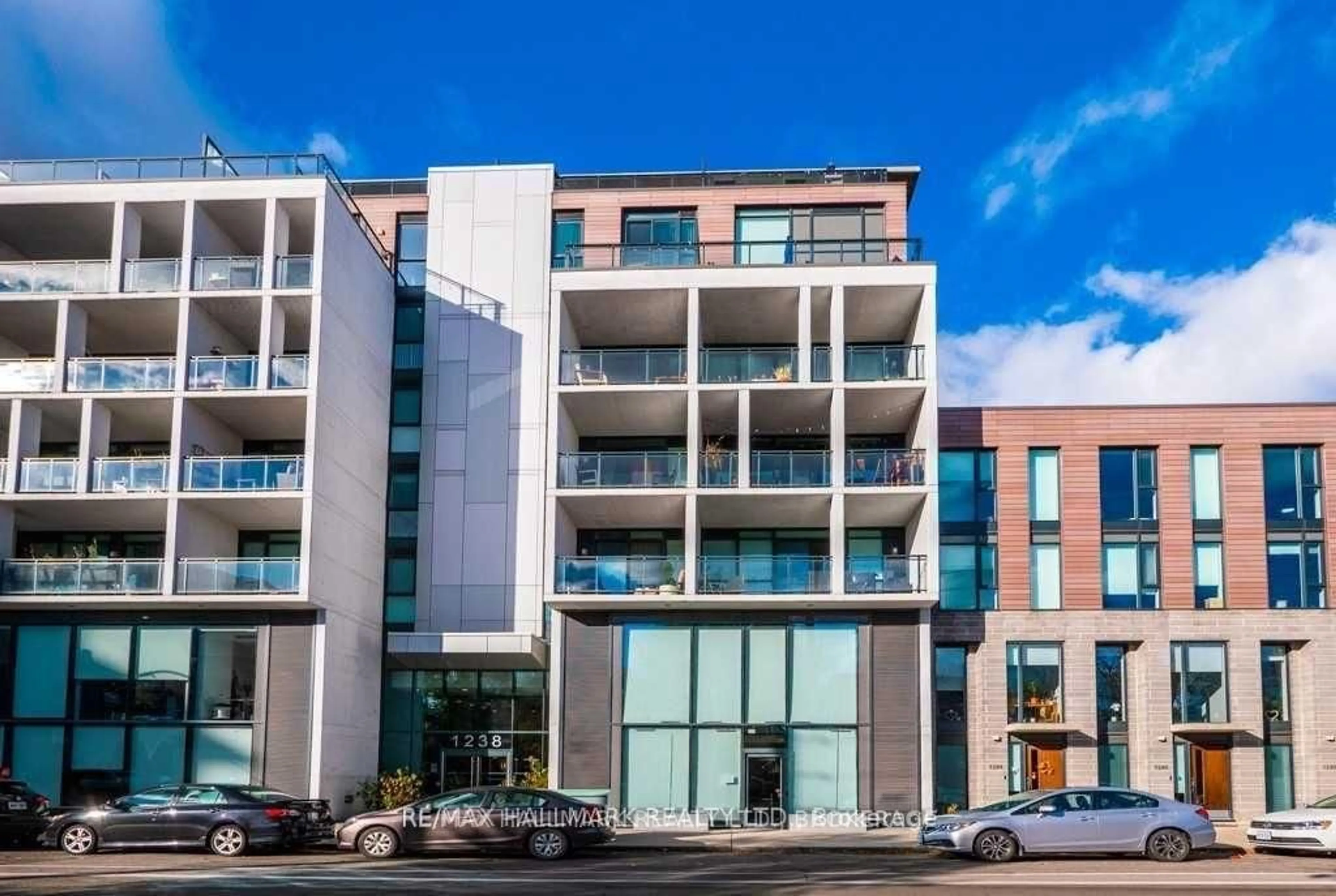 Unknown for 1238 Dundas St #602, Toronto Ontario M4M 0C6