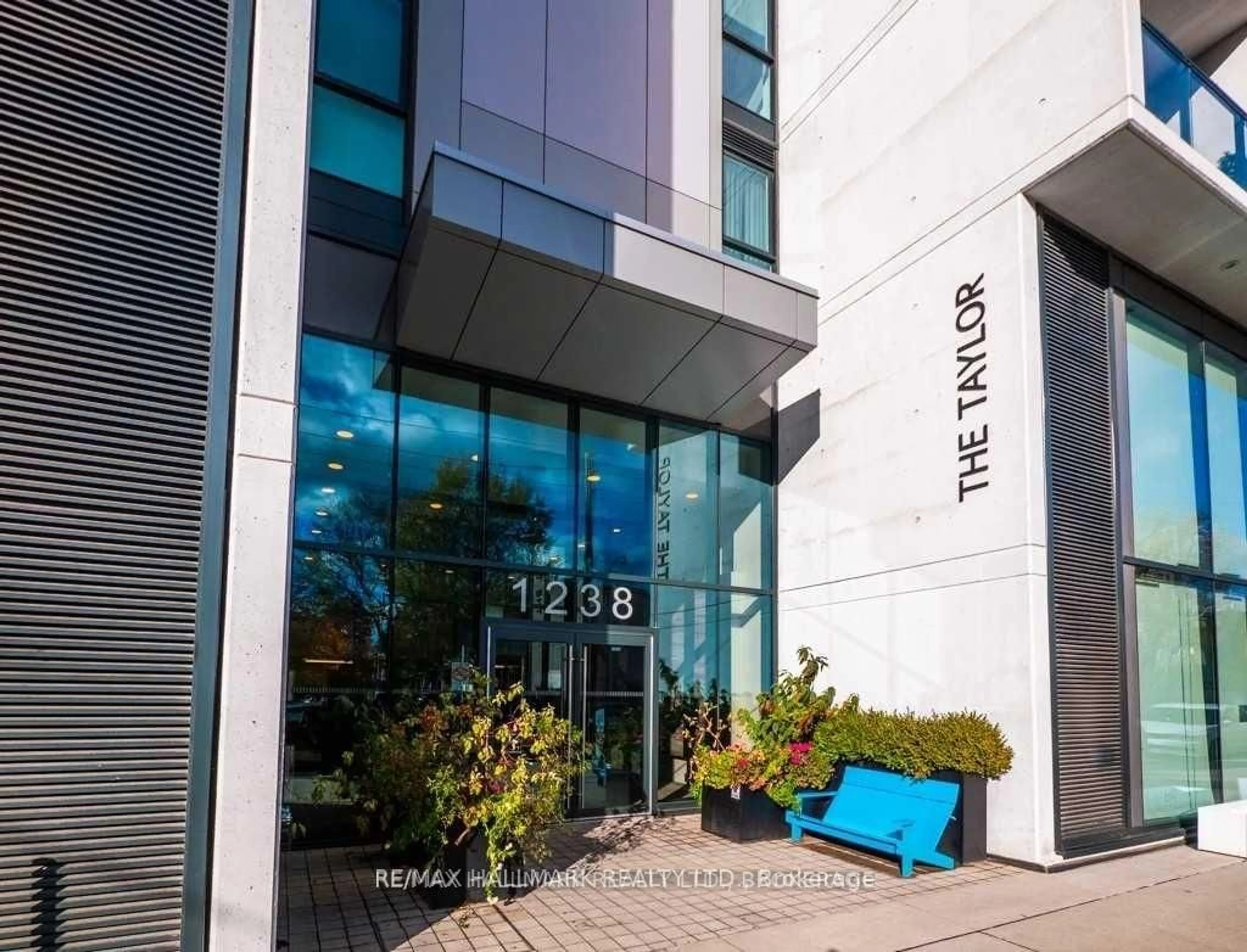 Unknown for 1238 Dundas St #602, Toronto Ontario M4M 0C6