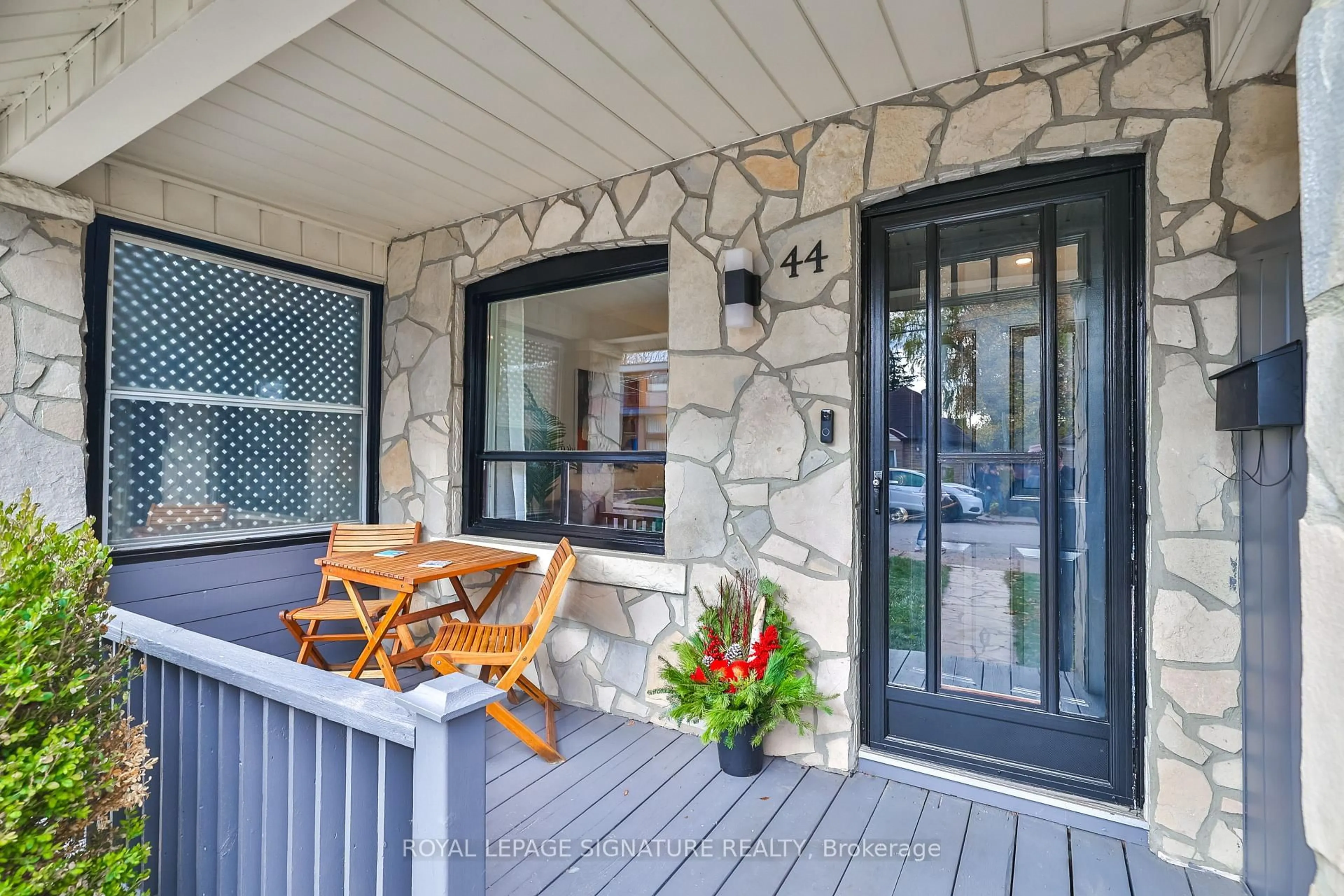 Patio, unknown for 44 Linton Ave, Toronto Ontario M1N 1W6