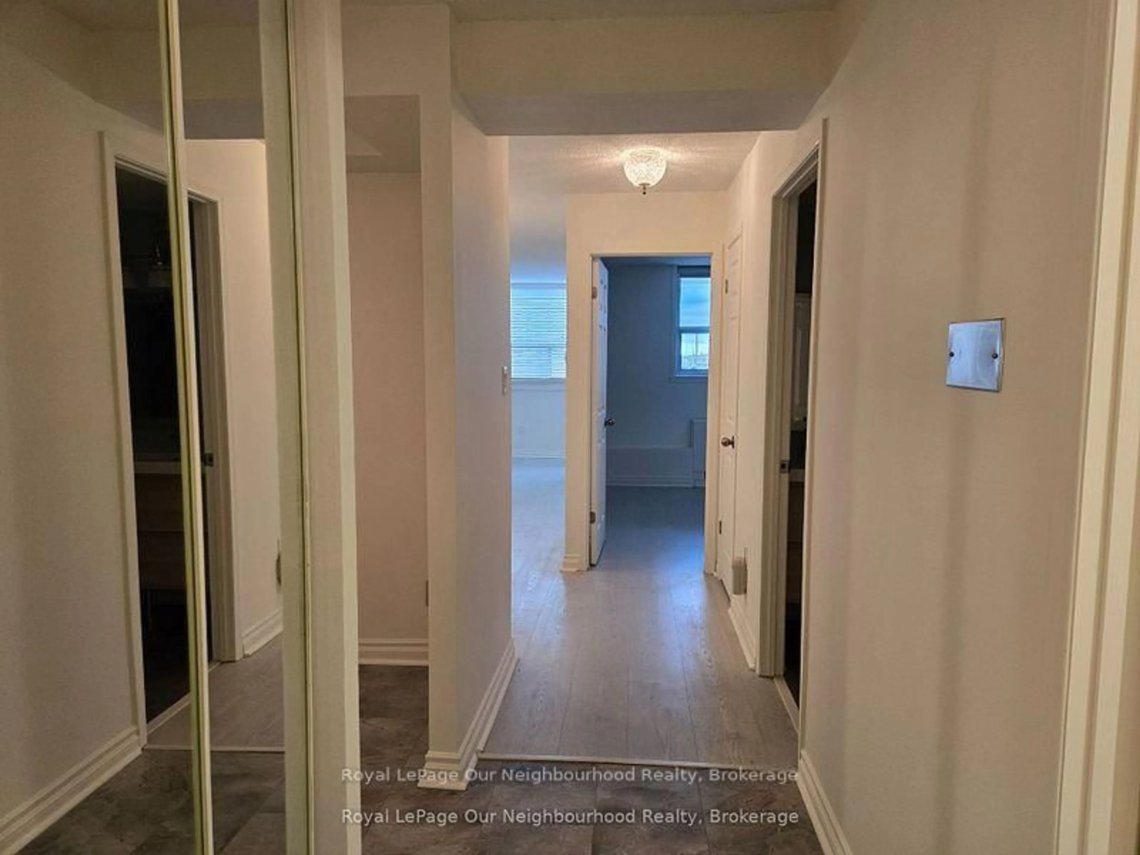 Indoor entryway for 80 Athol St #503, Oshawa Ontario L1H 8B7