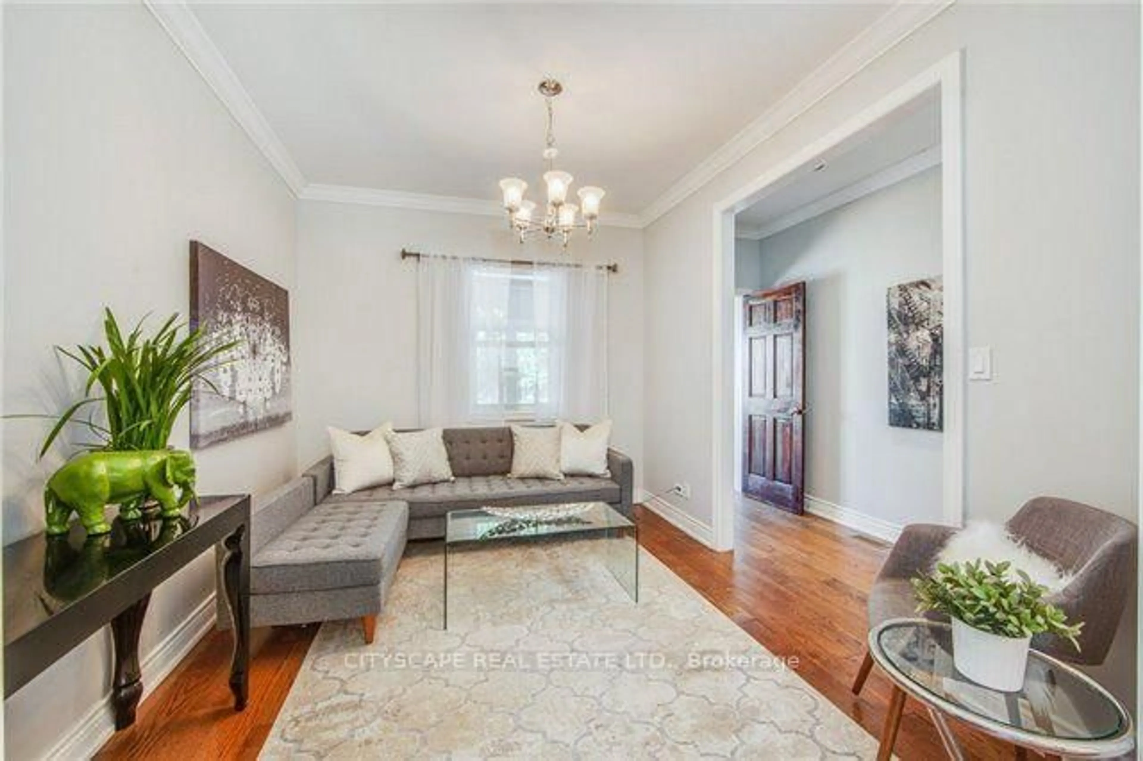 Living room with furniture, unknown for 174 Coxwell Ave, Toronto Ontario M4L 3B2