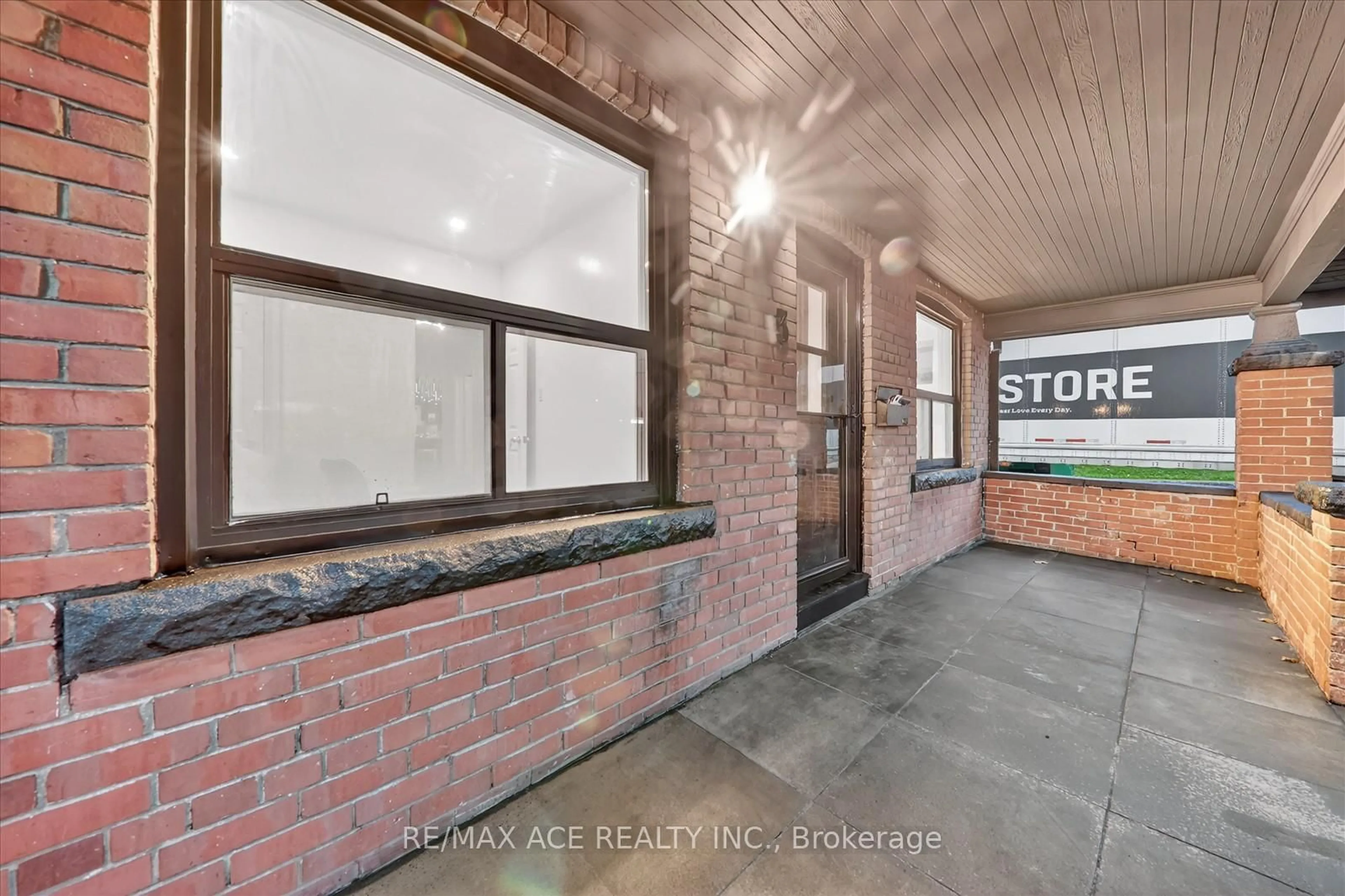 Indoor entryway for 3 Macey Ave, Toronto Ontario M1L 2T6