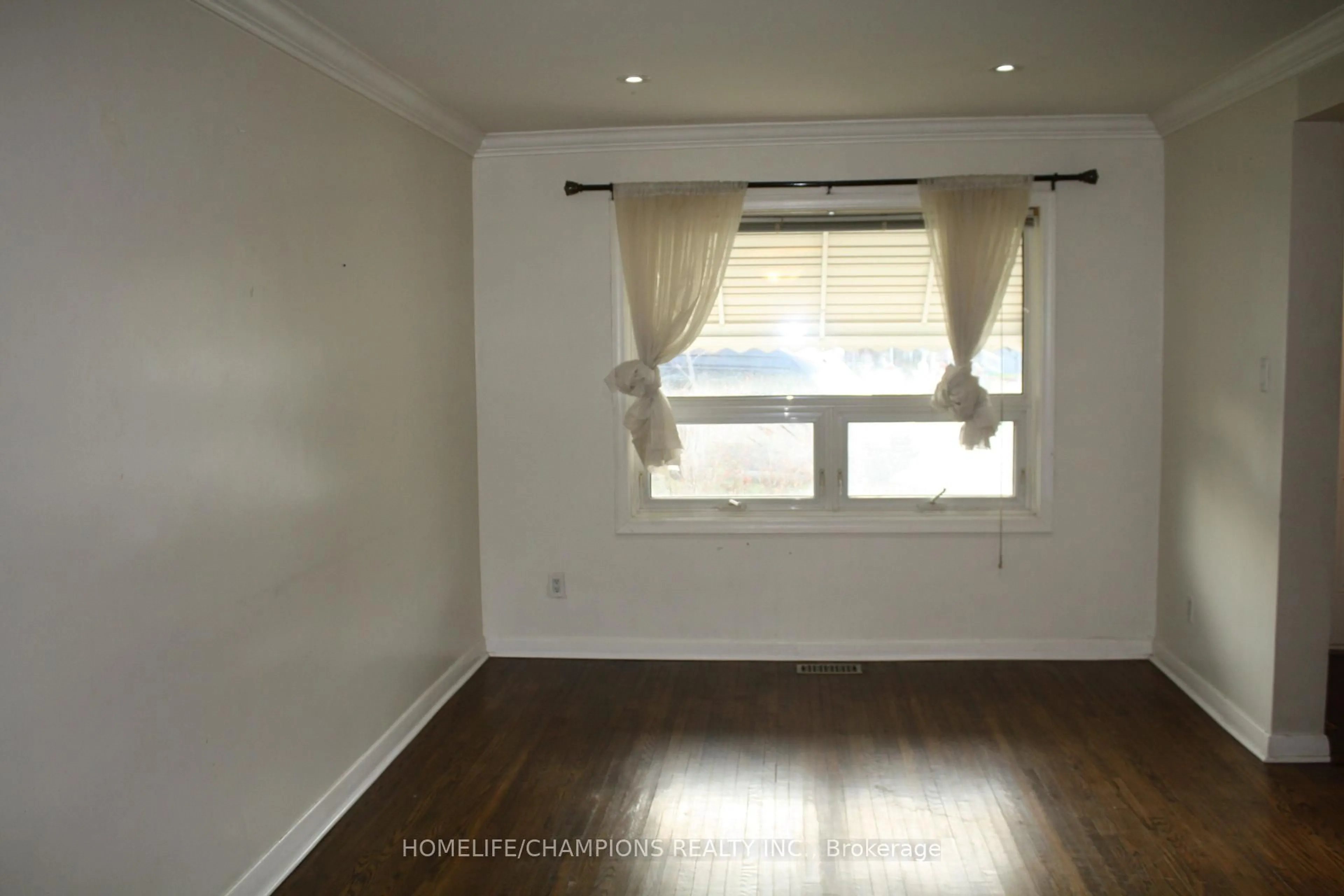 A pic of a room for 41 Medway Cres, Toronto Ontario M1P 3T7