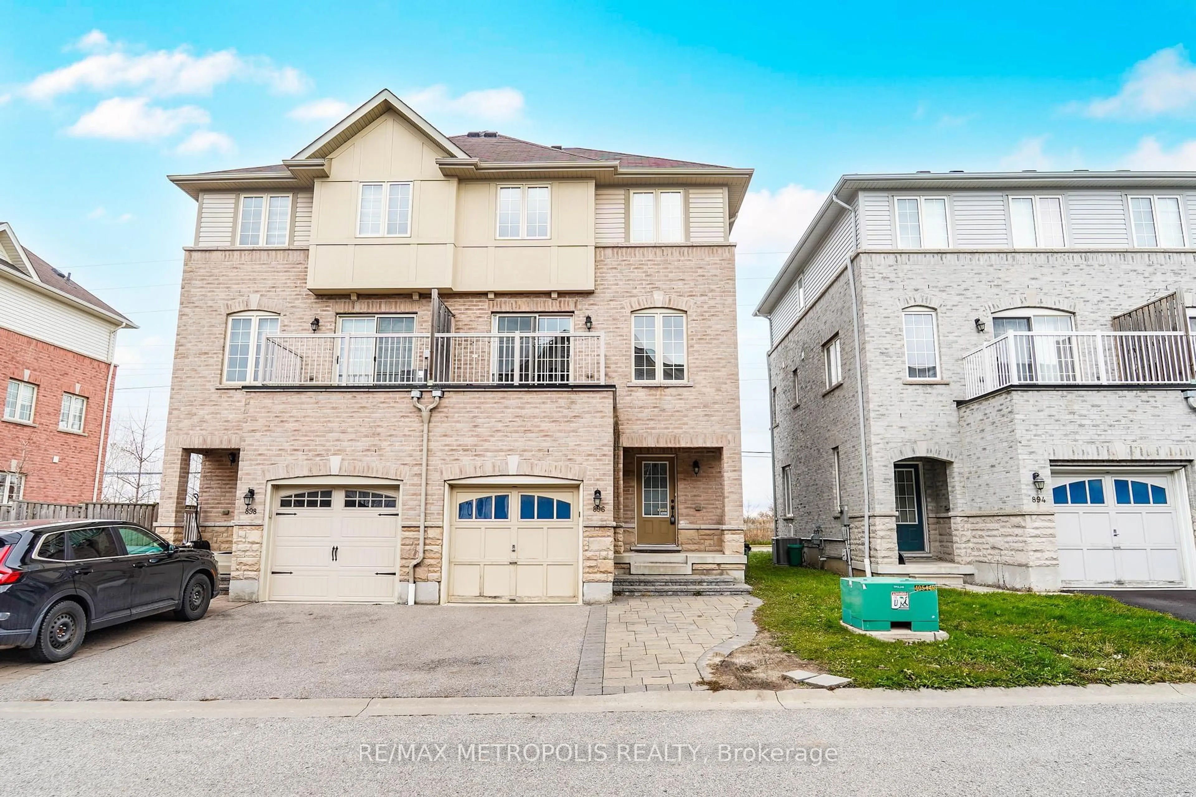 Unknown for 896 Audley Rd, Ajax Ontario L1Z 1L7