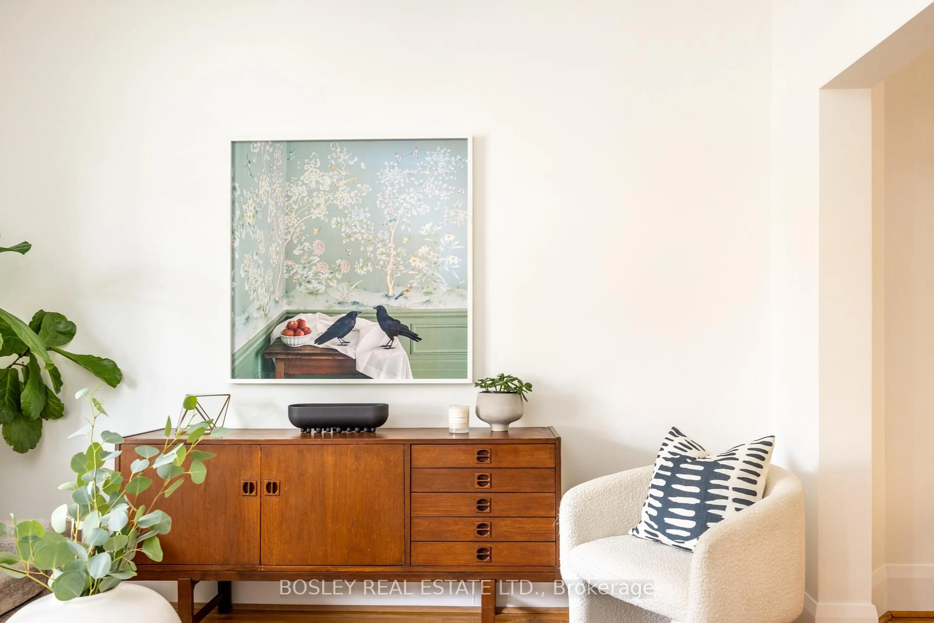 Living room with furniture, unknown for 12 Coleridge Ave #Unit 1, Toronto Ontario M4C 4H5