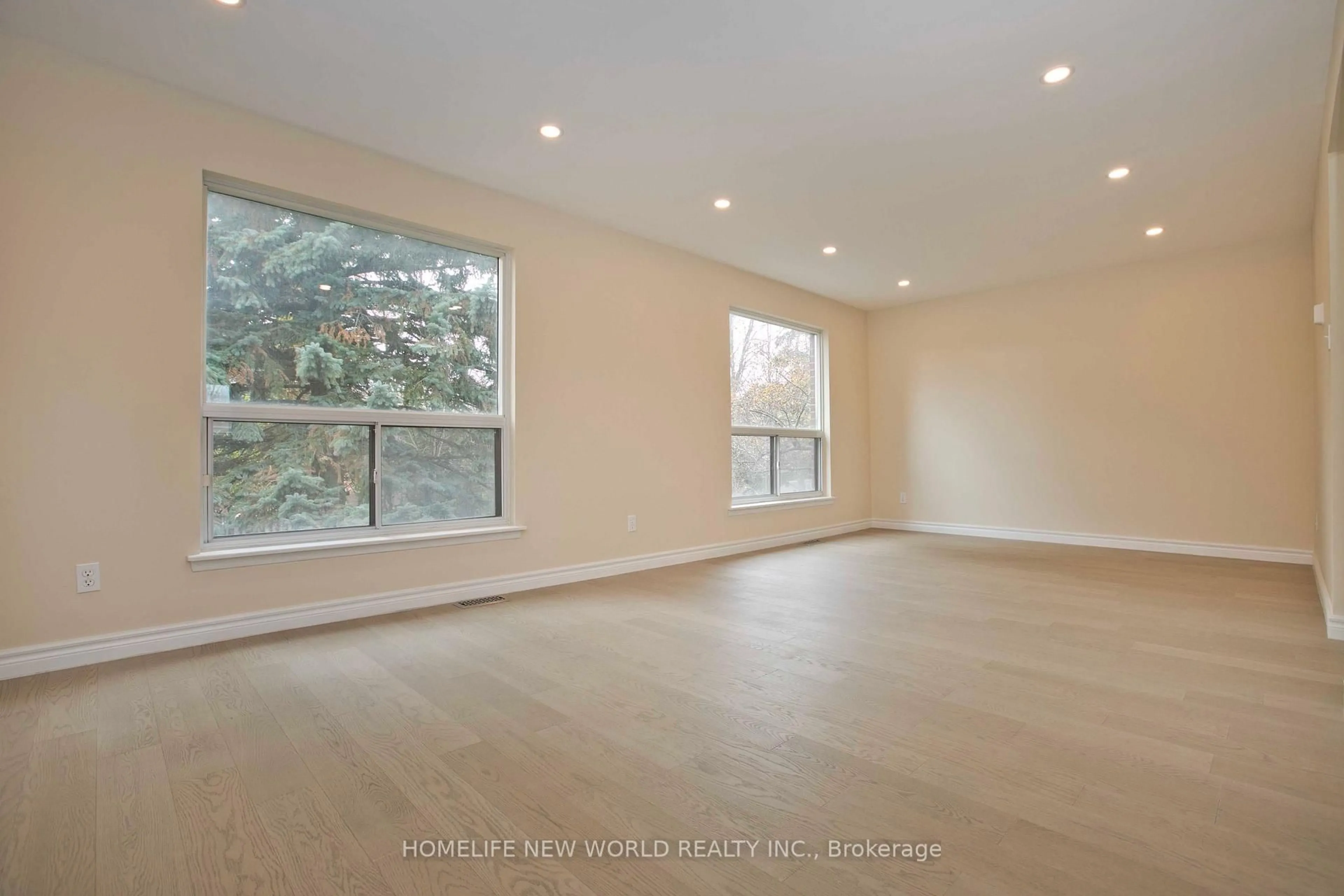 A pic of a room for 4 Glen Springs Dr, Toronto Ontario M1W 1X8
