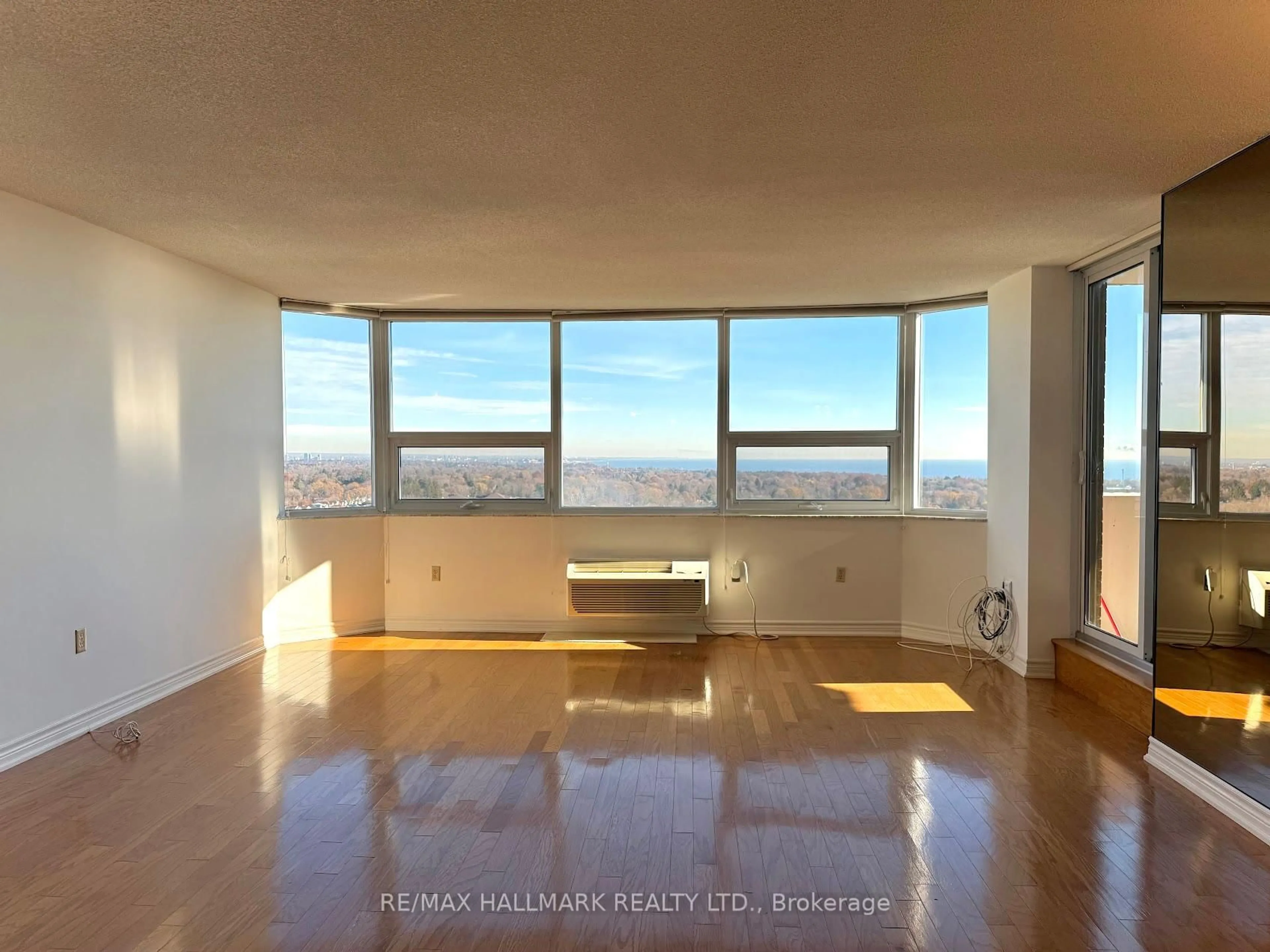 A pic of a room for 121 Ling Rd #1801, Toronto Ontario M1E 4Y2