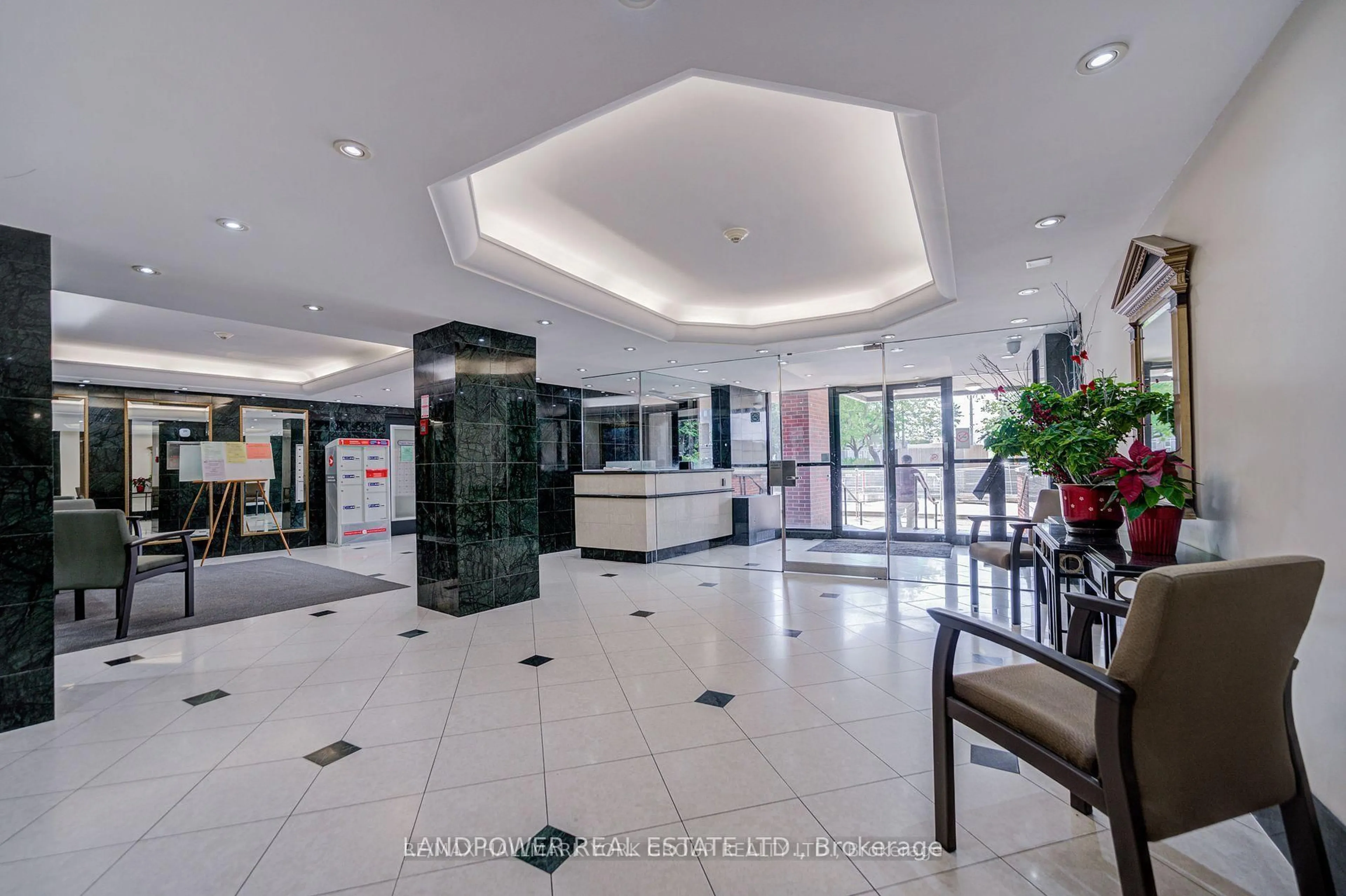 Lobby for 2365 Kennedy Rd #1902, Toronto Ontario M1T 3S6