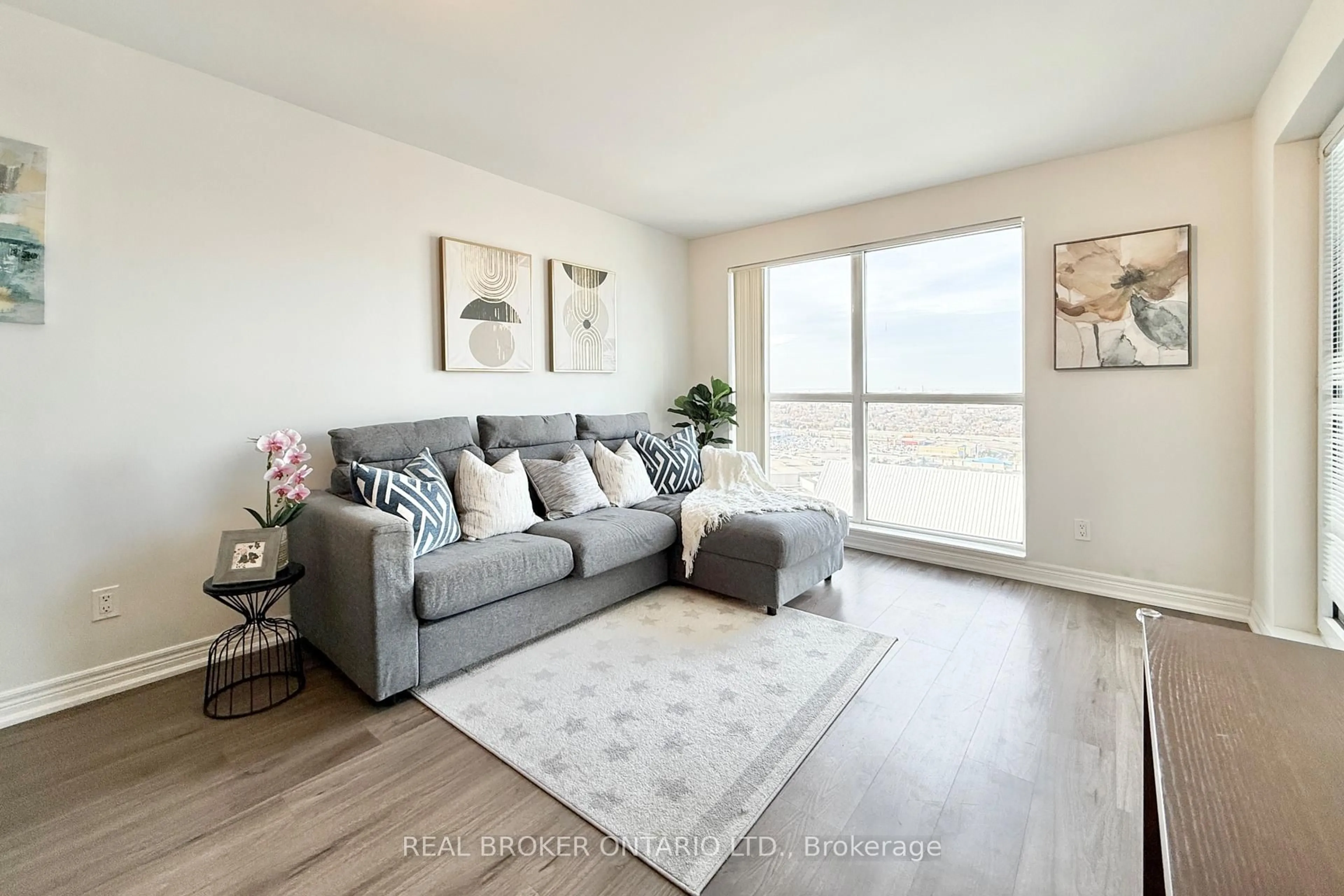 Living room with furniture, unknown for 60 Town Centre Crt #2703, Toronto Ontario M1P 0B1