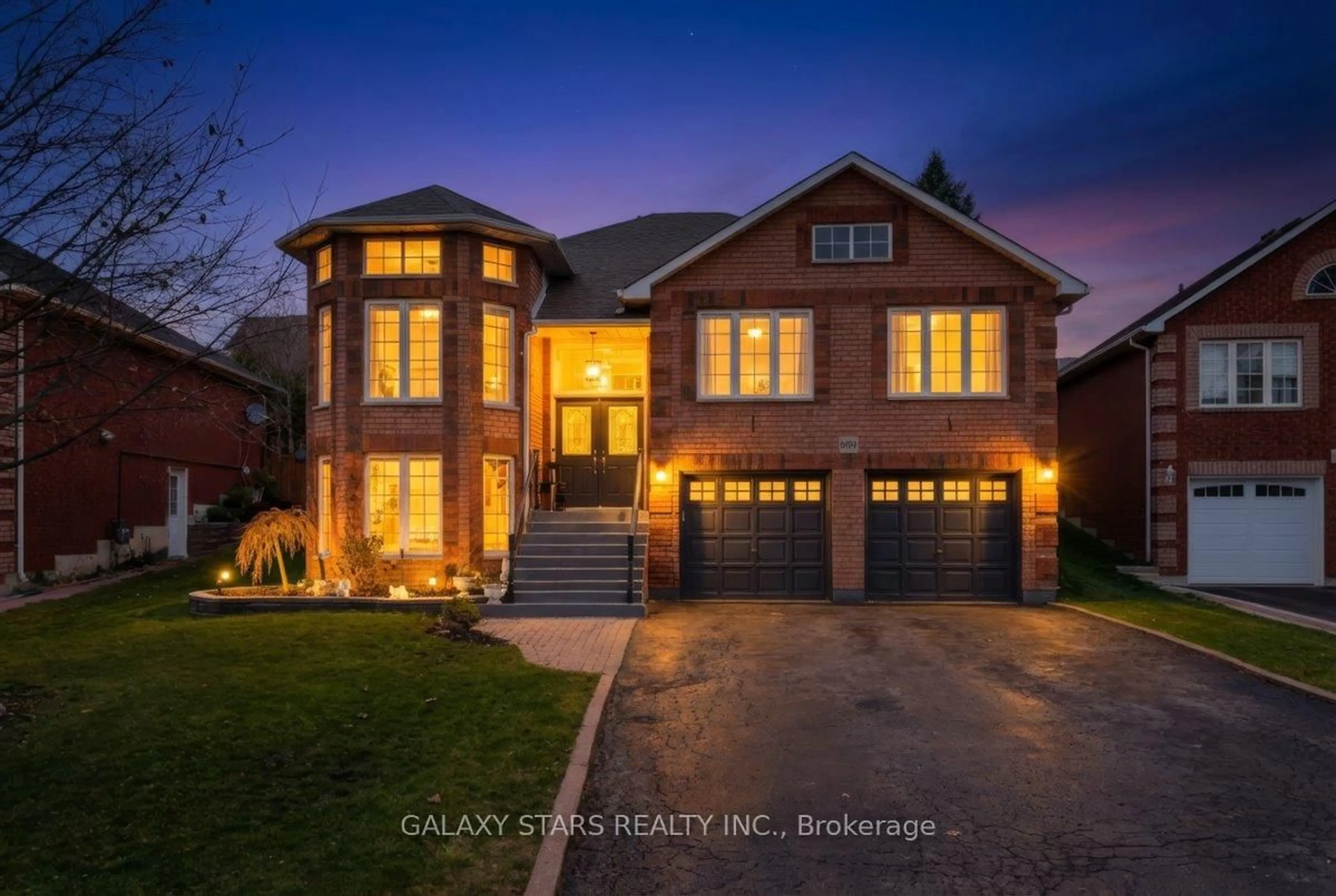 Home with brick exterior material, street for 888 Oberland Dr, Oshawa Ontario L1K 2M2