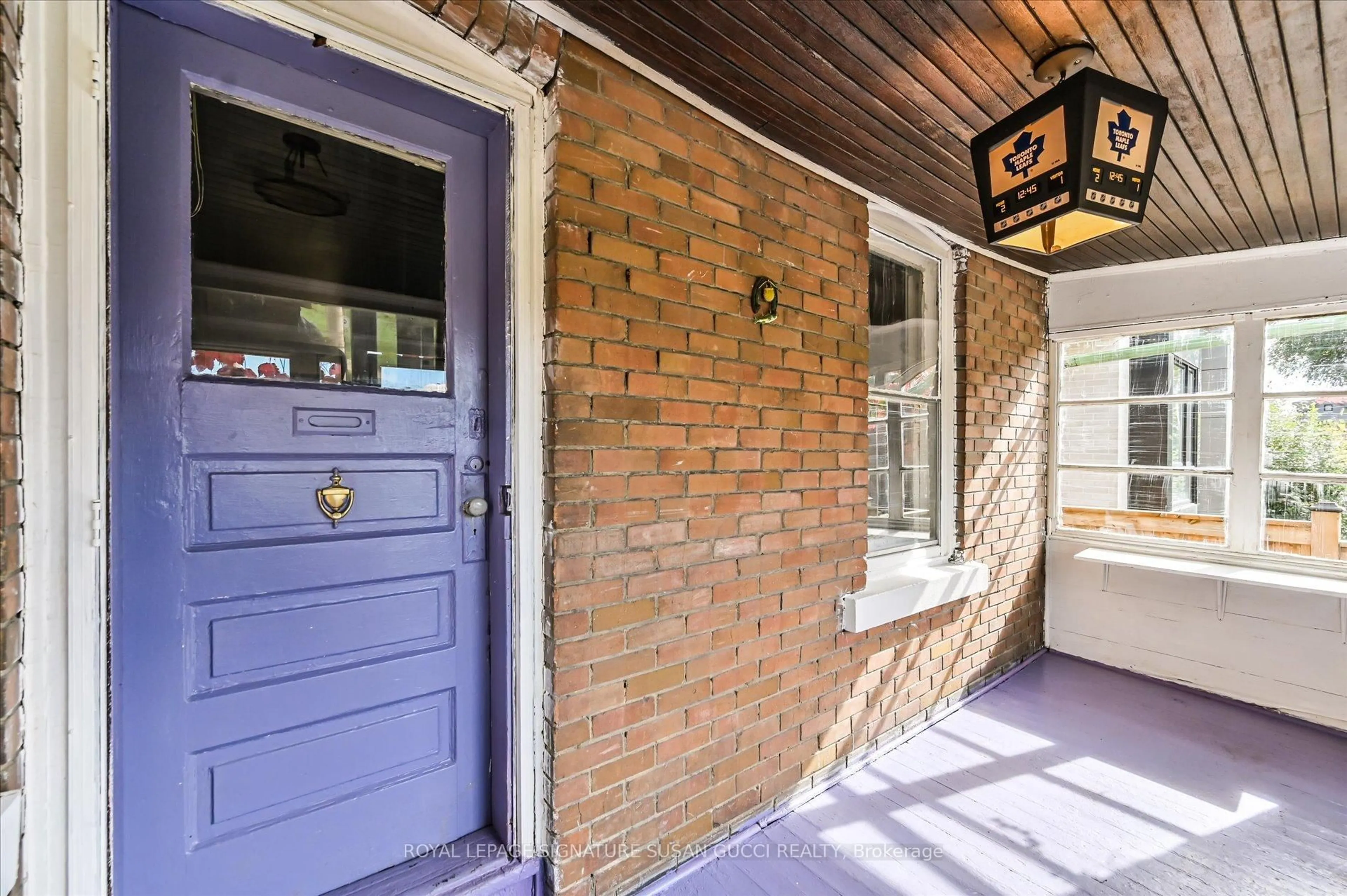 Unknown for 9 Everett Cres, Toronto Ontario M4C 4P3