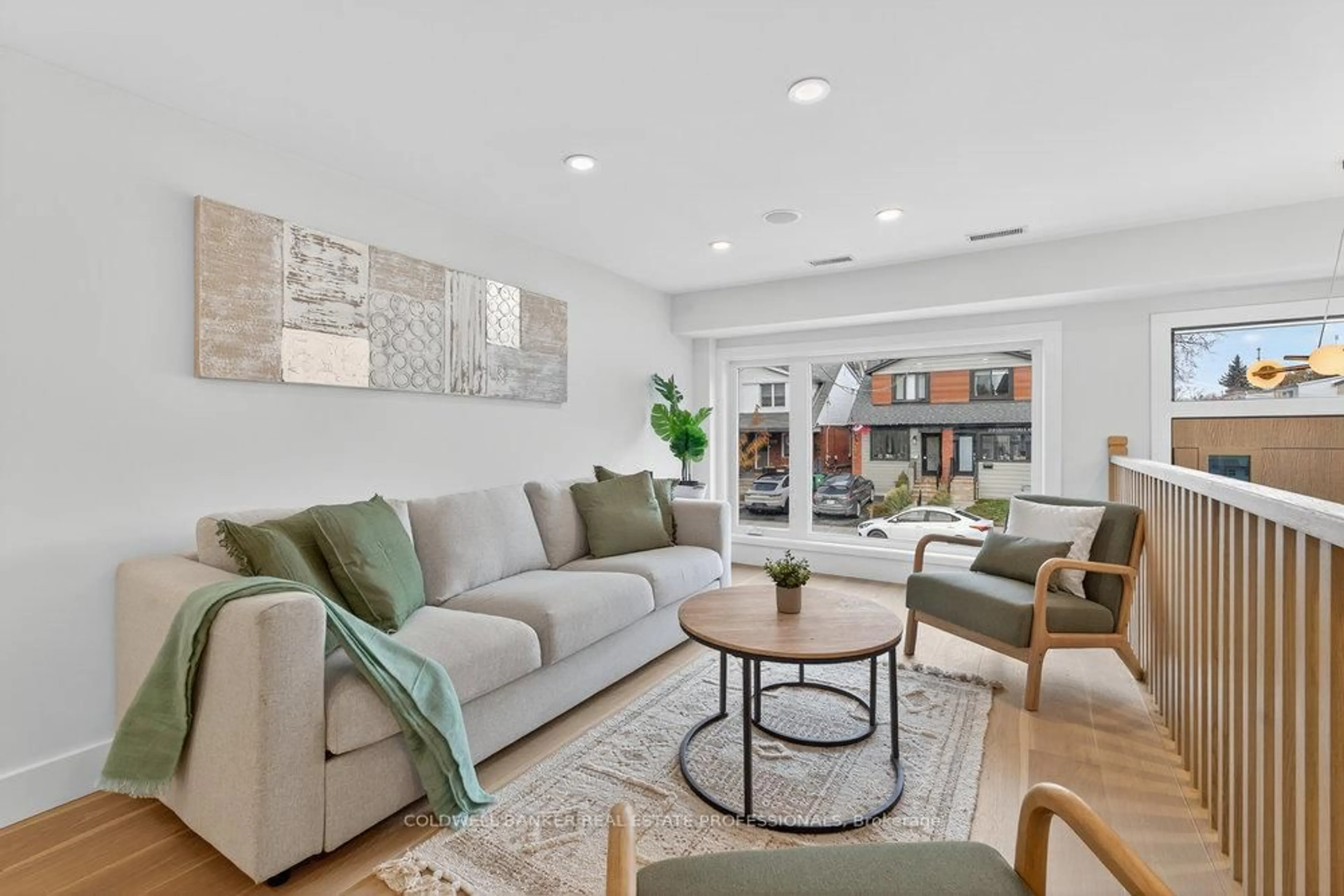 Living room with furniture, unknown for 223 Queensdale Ave, Toronto Ontario M4C 2B1