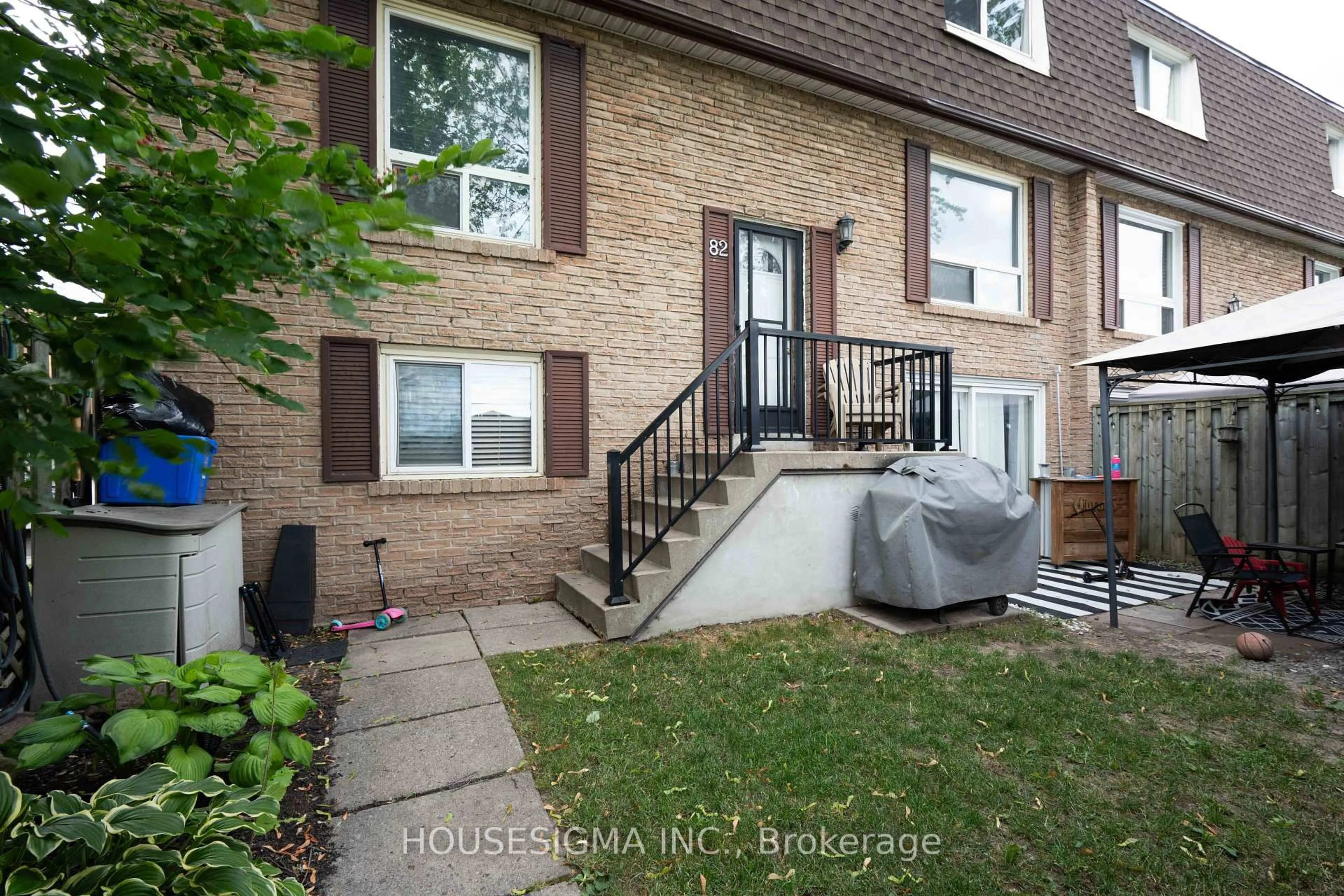 Unknown for 321 Blackthorn St #82, Oshawa Ontario L1K 1L3