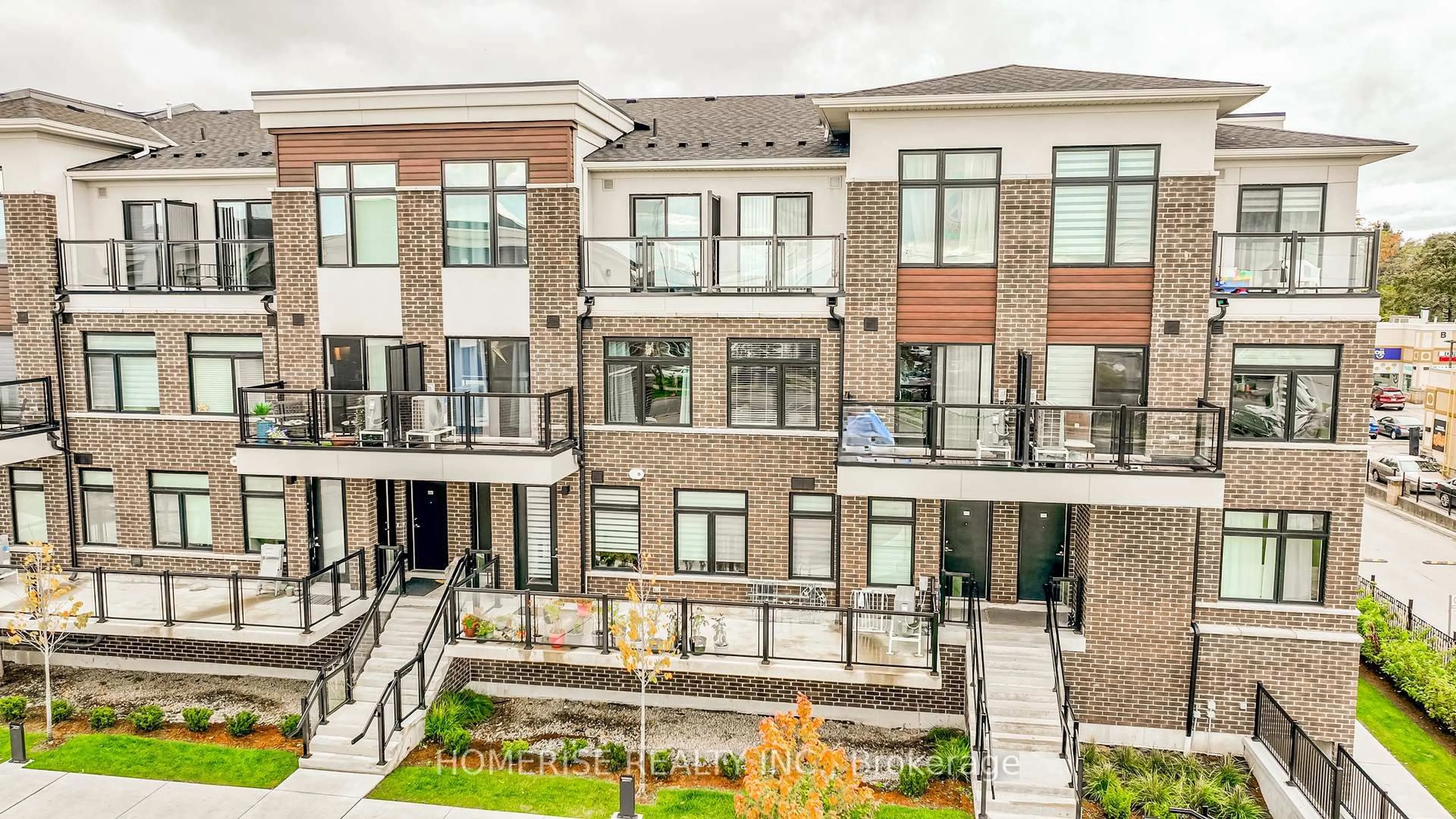 Unknown for 755 Omega Dr #218, Pickering Ontario L1V 0H1