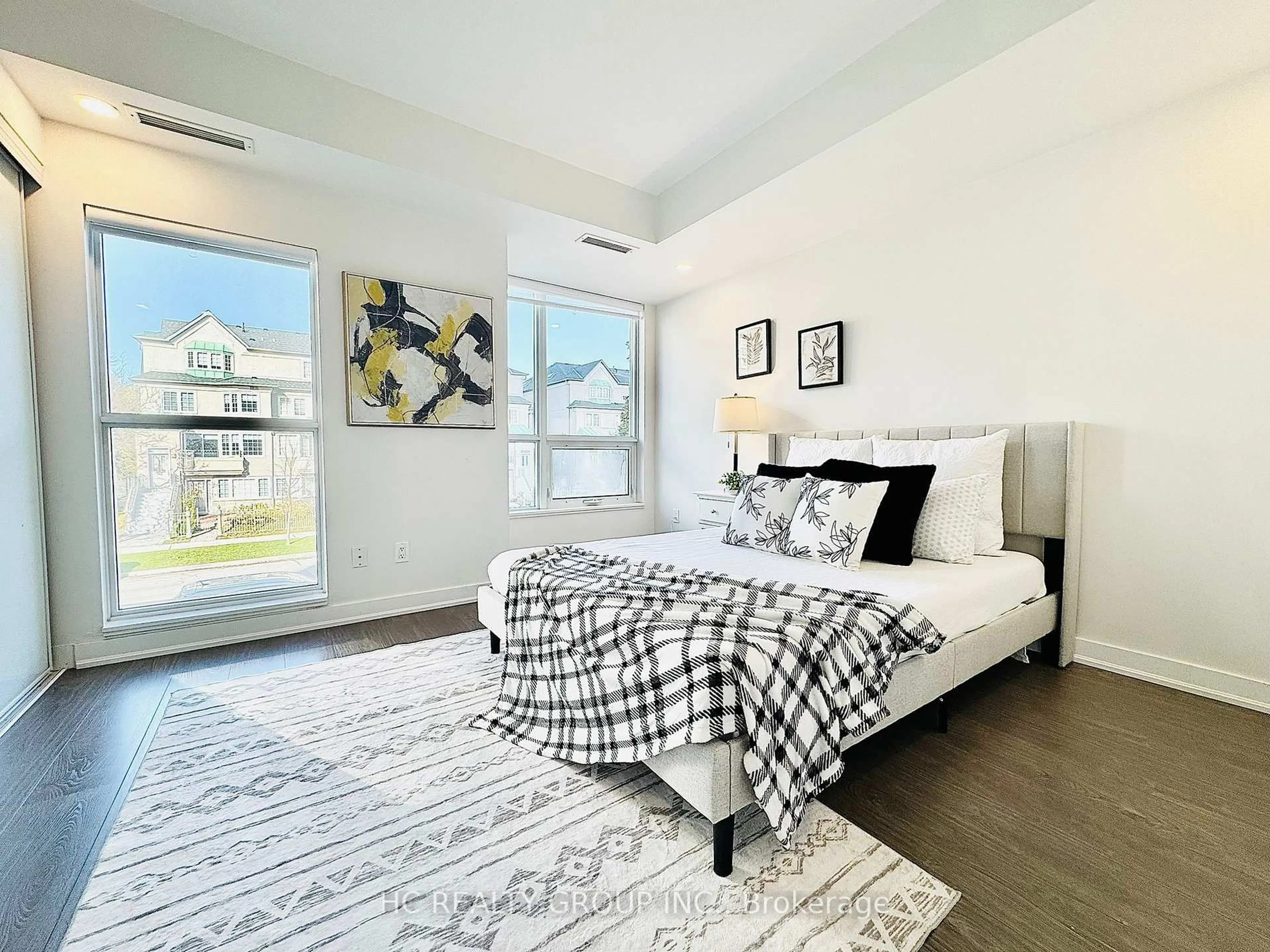 Bedroom with bed, unknown for 175 Bonis Ave #TH 9, Toronto Ontario M1T 3W6
