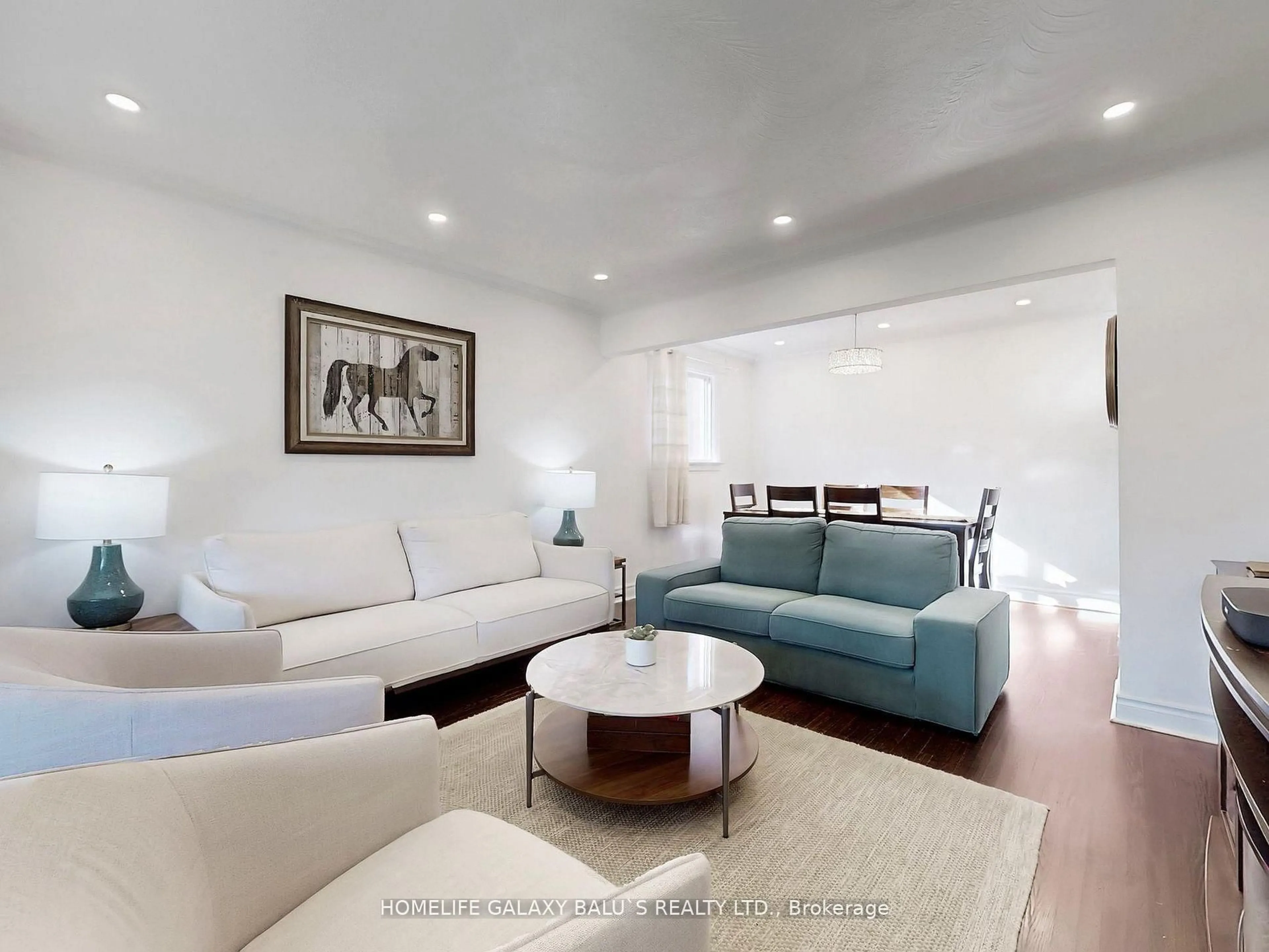 Living room with furniture, unknown for 28 Ronway Cres, Toronto Ontario M1J 2S2