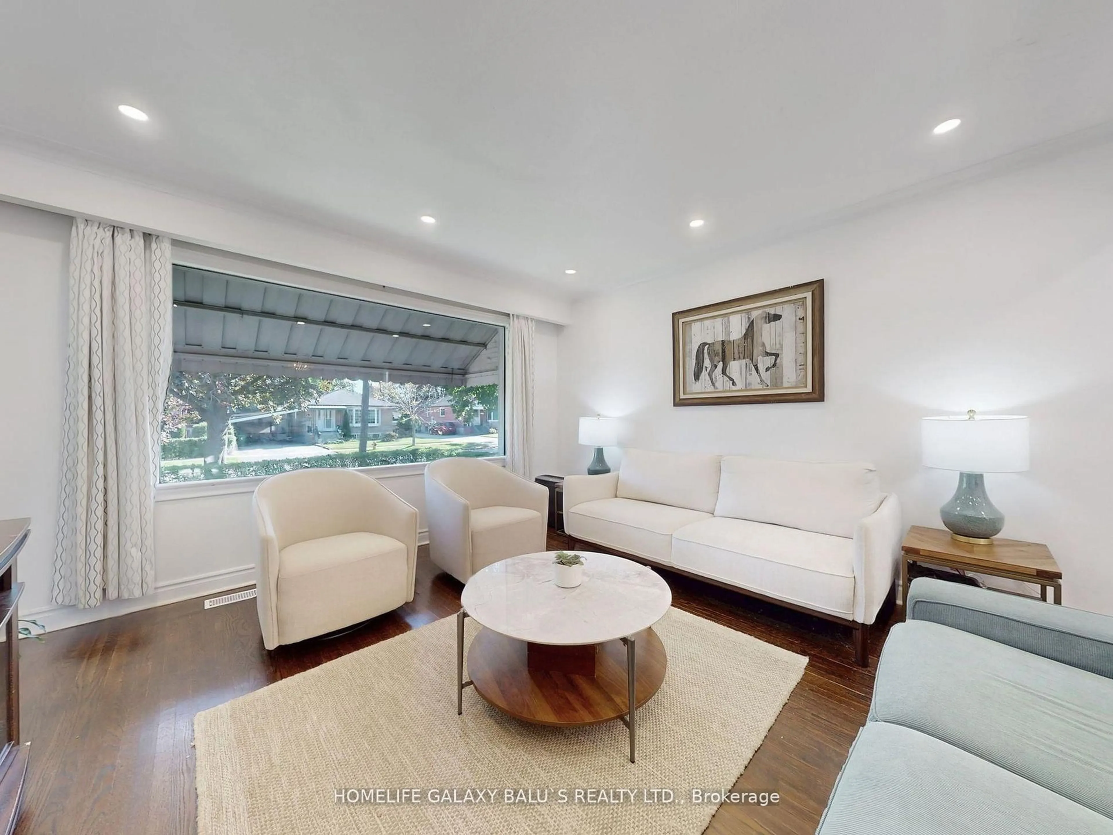 Living room with furniture, unknown for 28 Ronway Cres, Toronto Ontario M1J 2S2