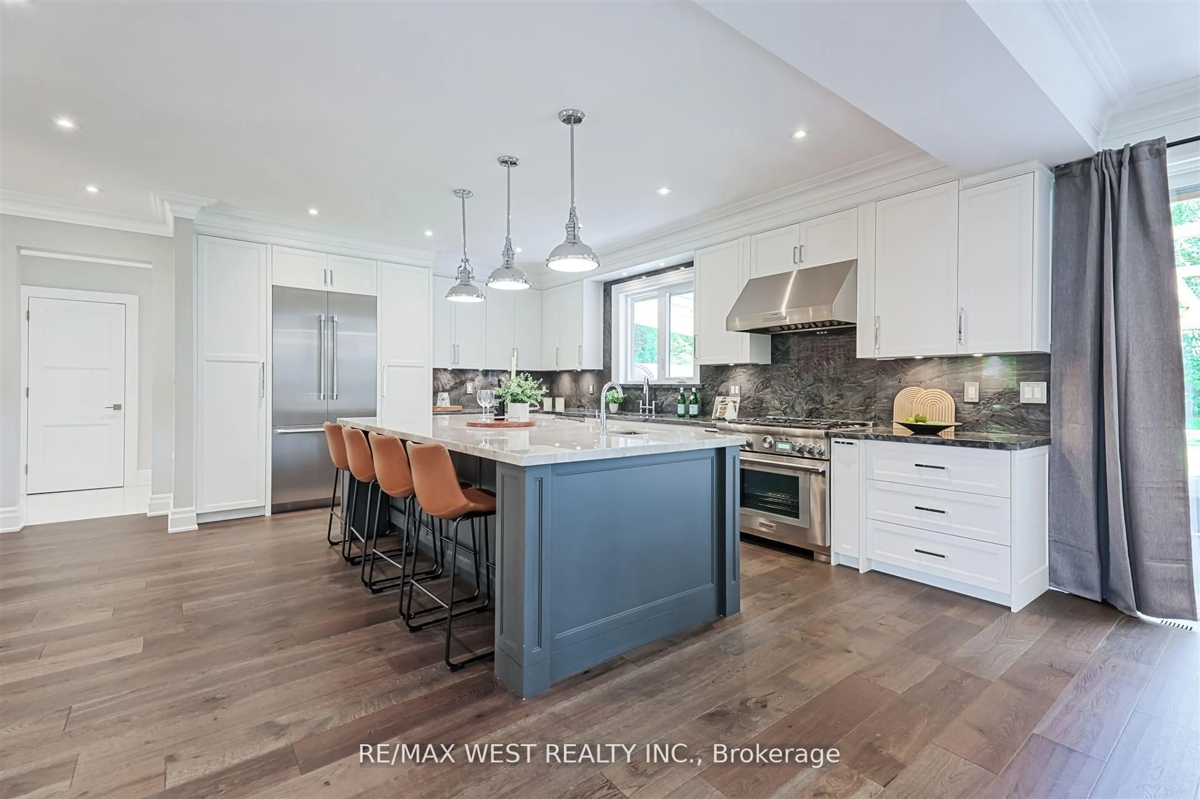 Open concept kitchen, unknown for 18 Windy Ridge Dr, Toronto Ontario M1M 1H5
