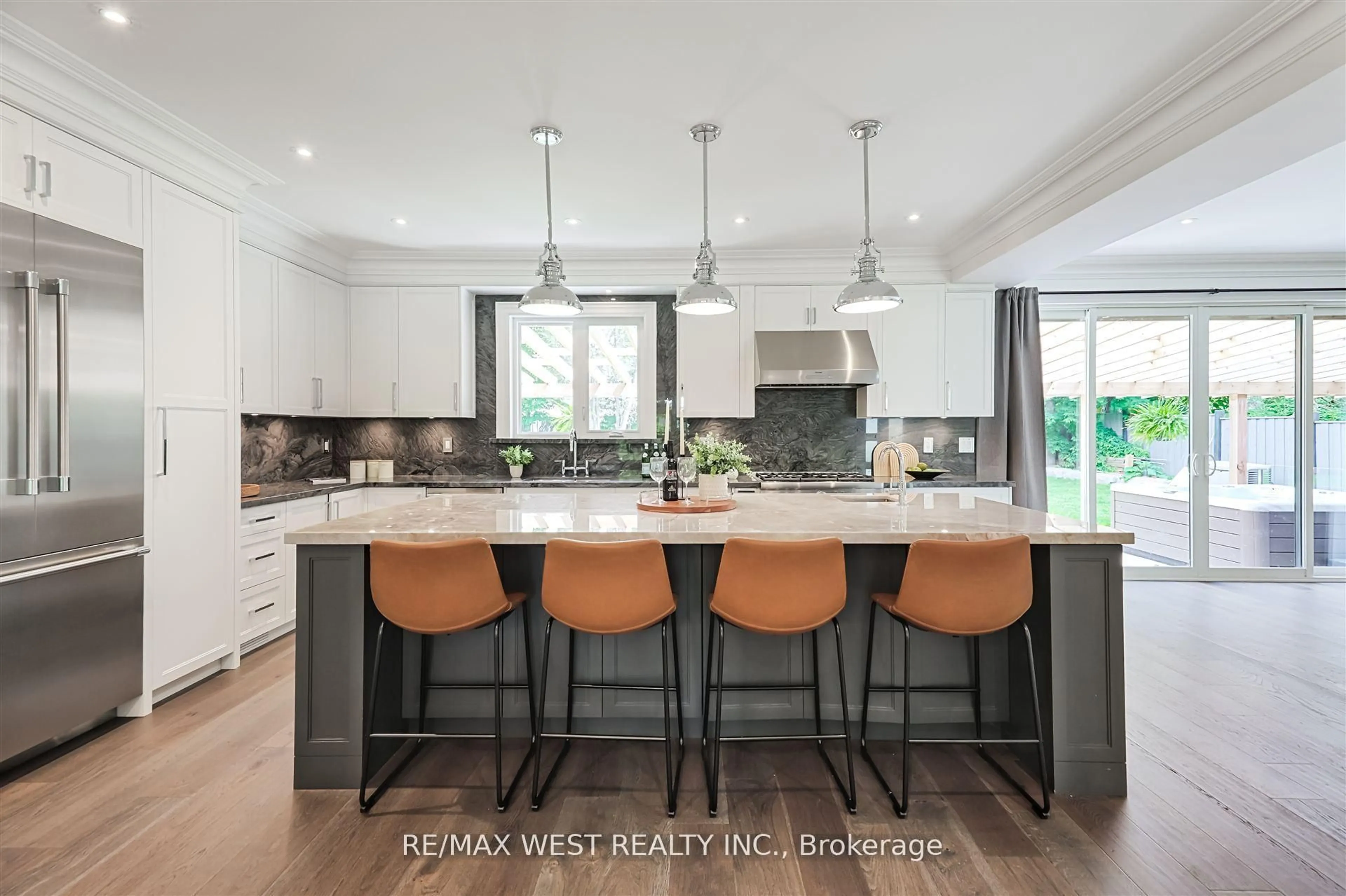 Open concept kitchen, unknown for 18 Windy Ridge Dr, Toronto Ontario M1M 1H5