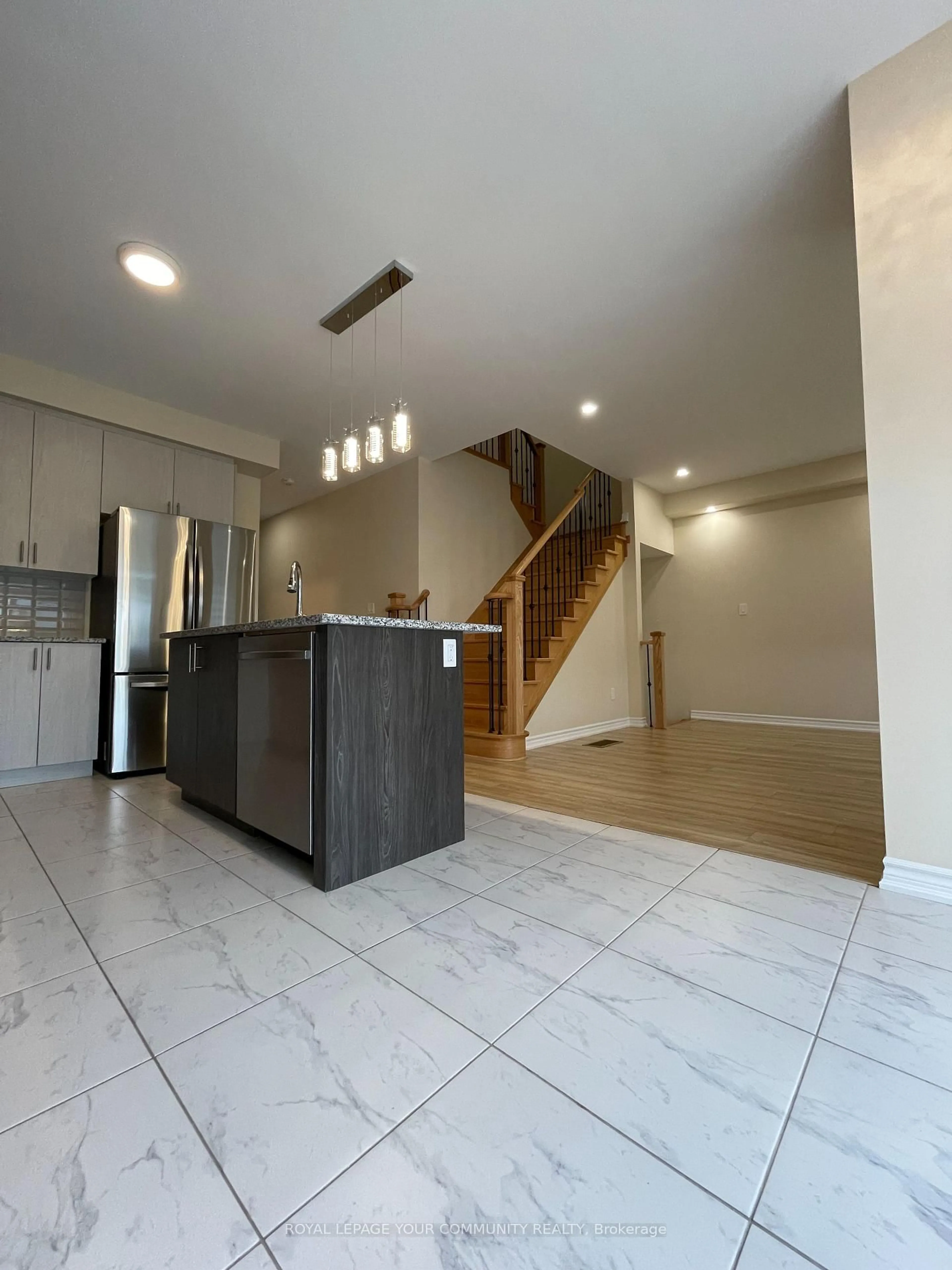 Open concept kitchen, unknown for 29 Hickling Lane, Ajax Ontario L1T 0P9