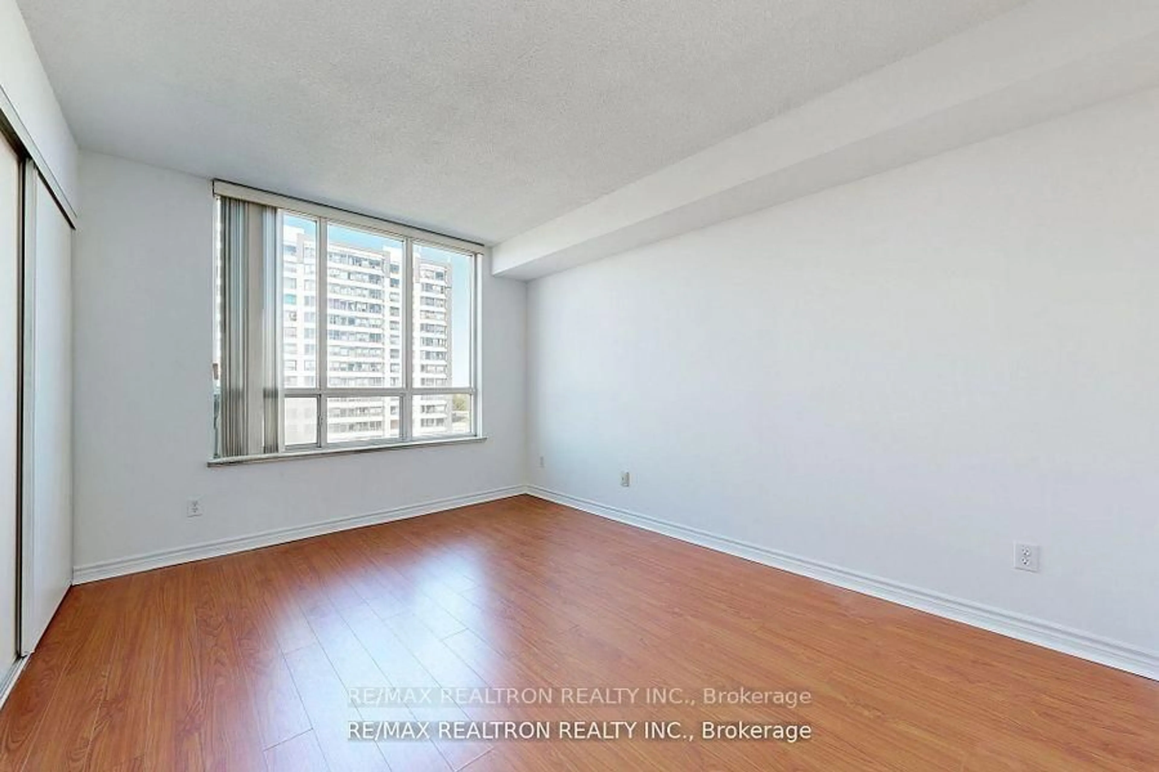 A pic of a room for 5039 Finch Ave #1113, Toronto Ontario M1S 5L6