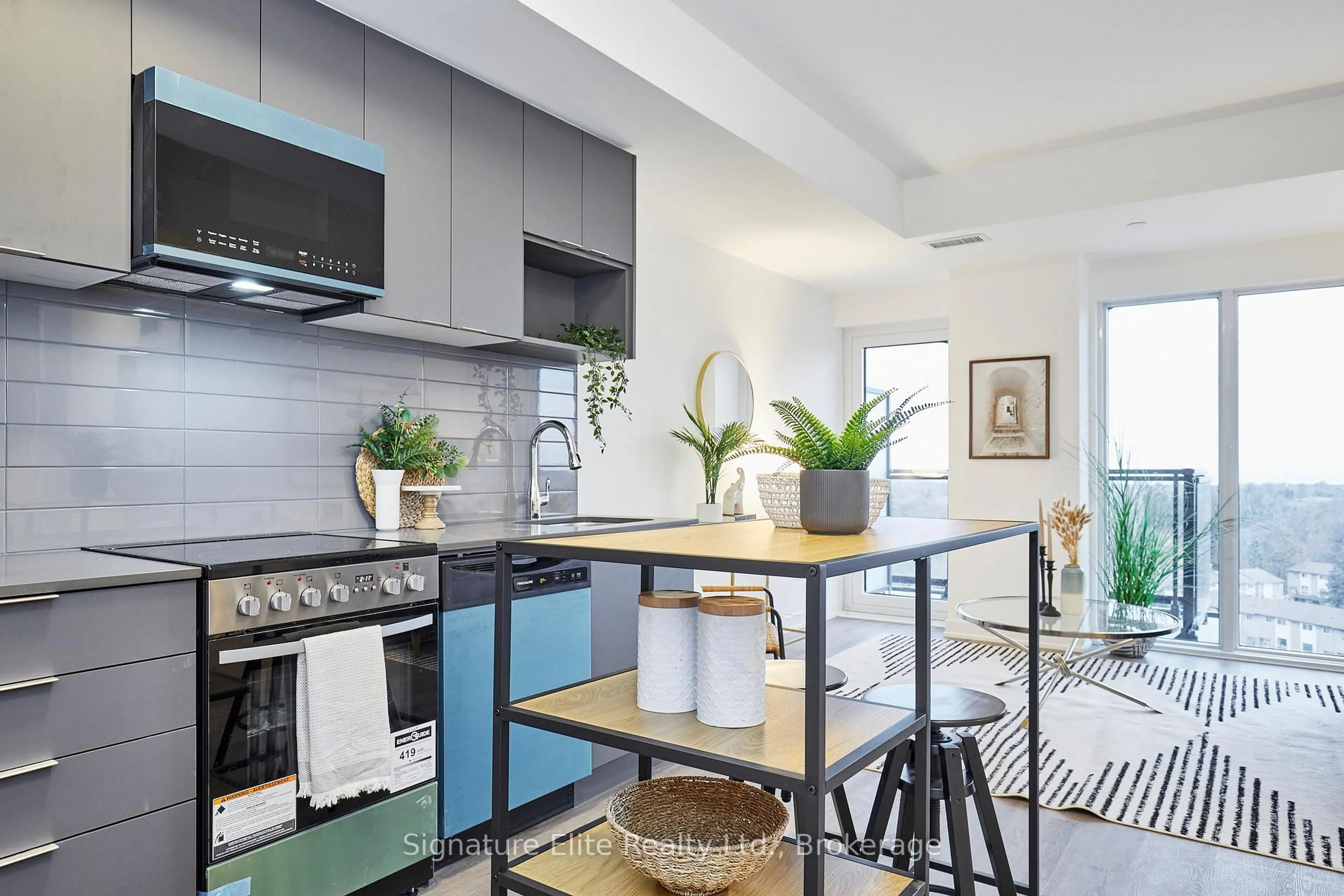 Open concept kitchen, unknown for 4569 Kingston Rd #908, Toronto Ontario M1E 0C7