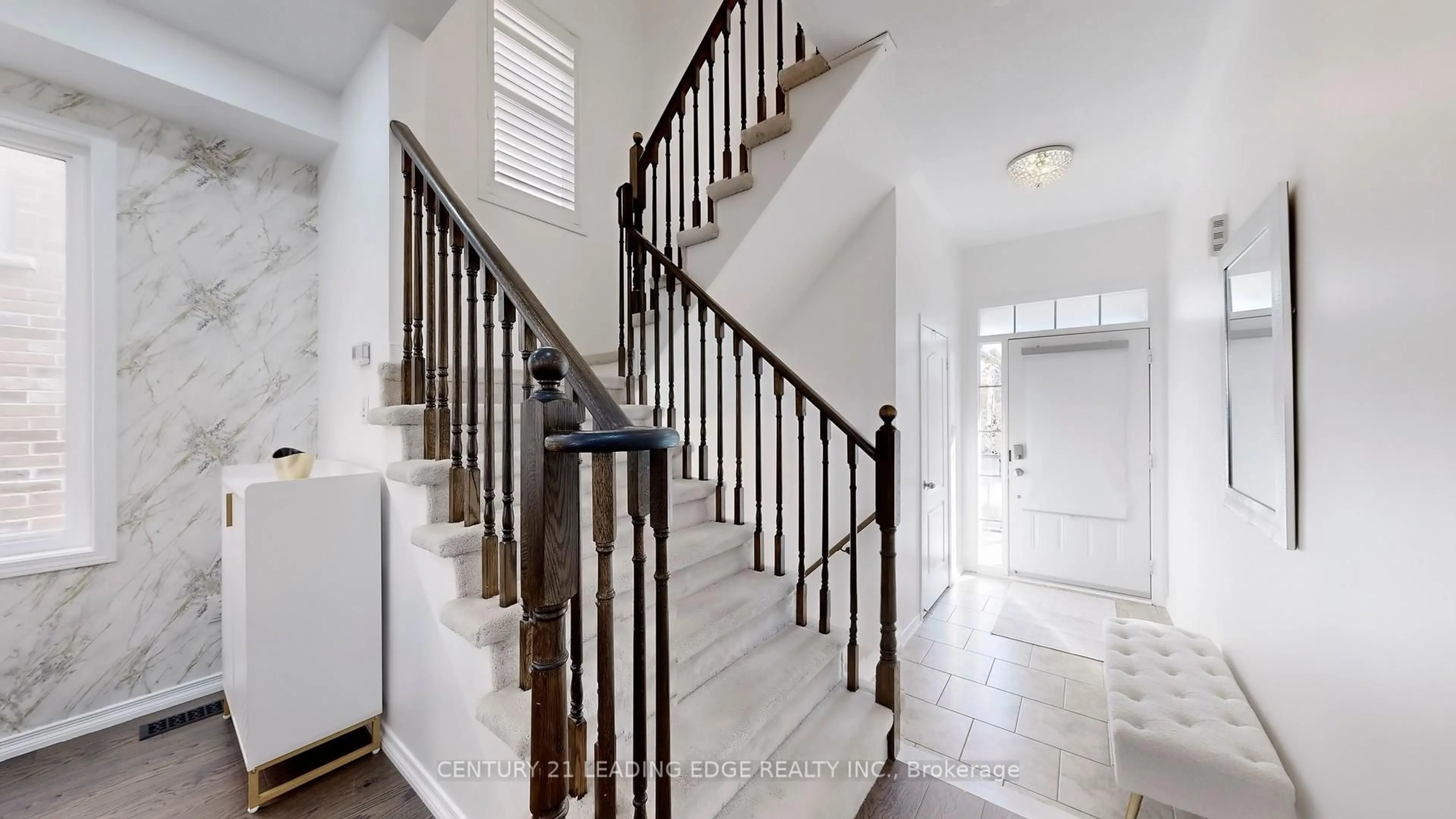 Unknown for 1574 Edgecroft Dr, Pickering Ontario L1V 2P8