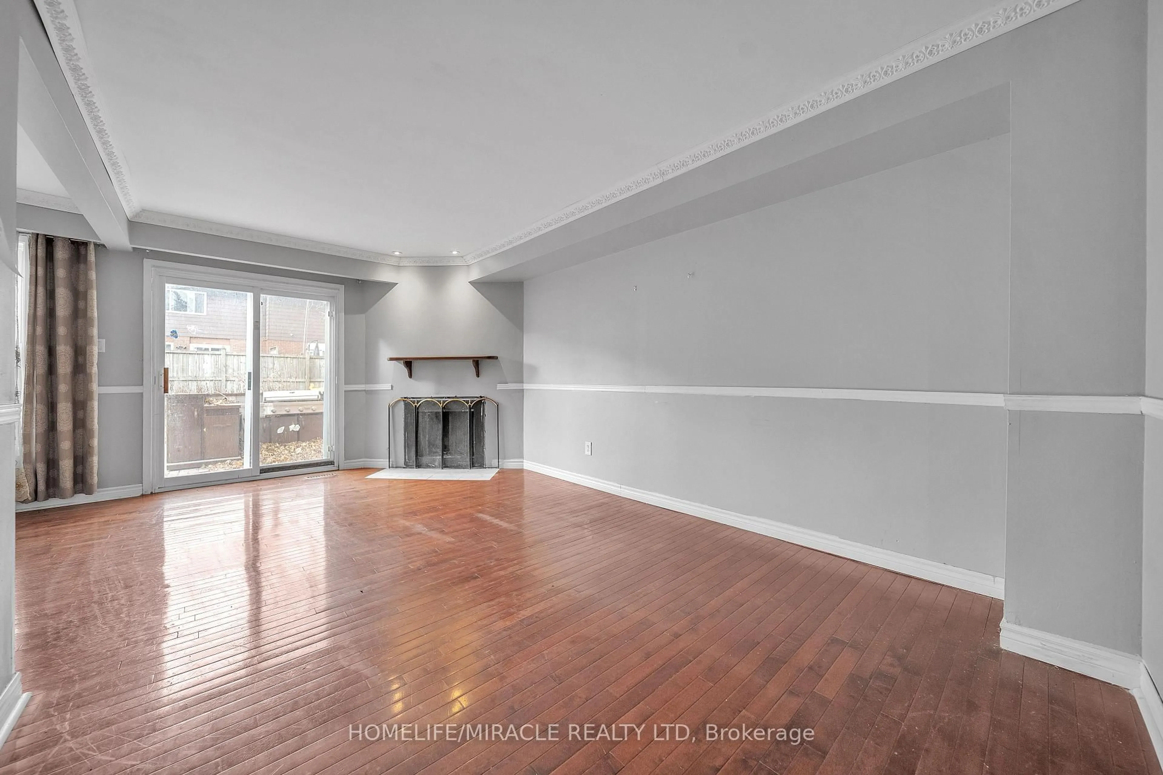 A pic of a room for 234 Manse Rd, Toronto Ontario M1E 3V4