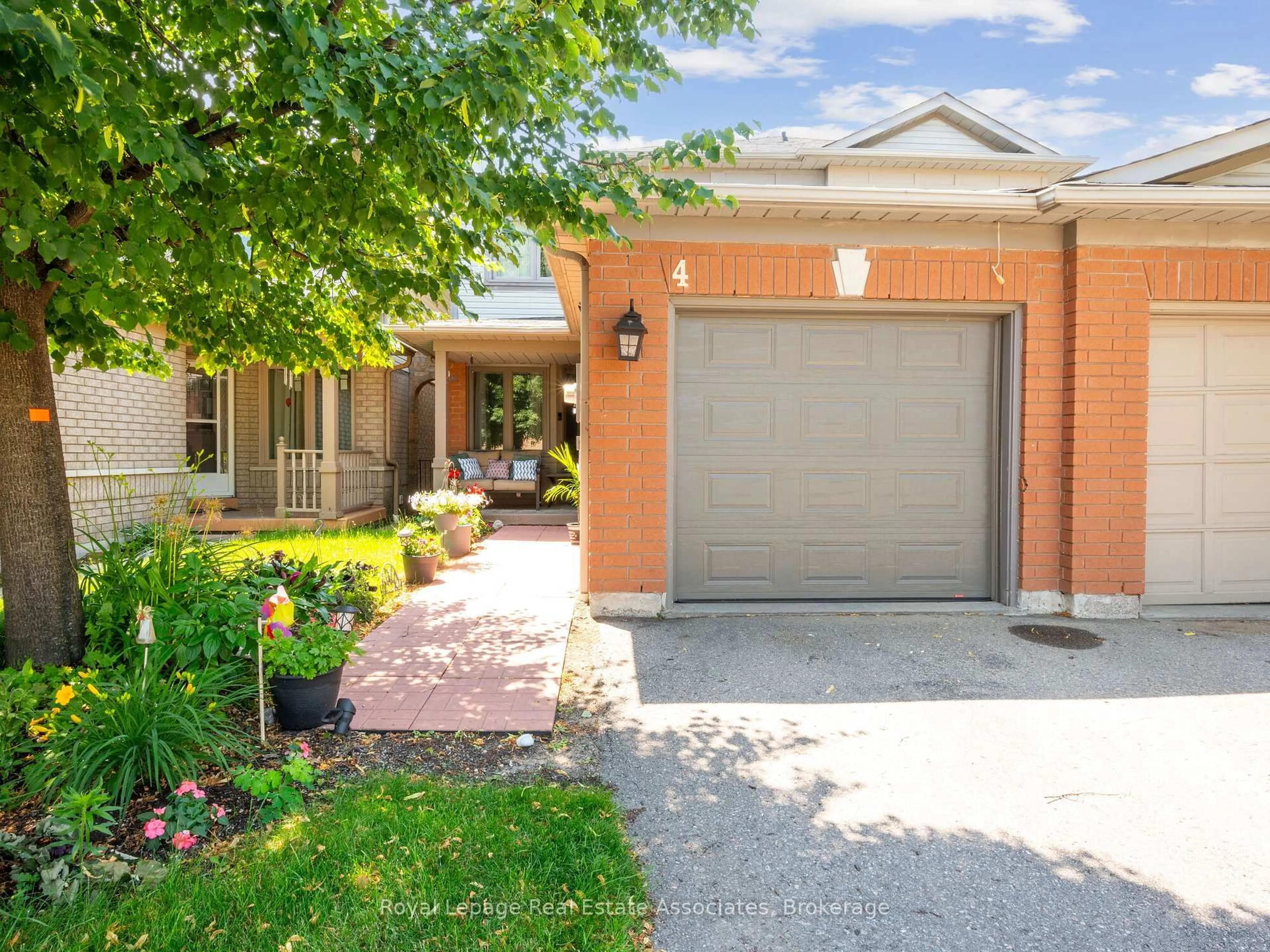 Home with brick exterior material, street for 4 Greengrove Way, Whitby Ontario L1R 2N4