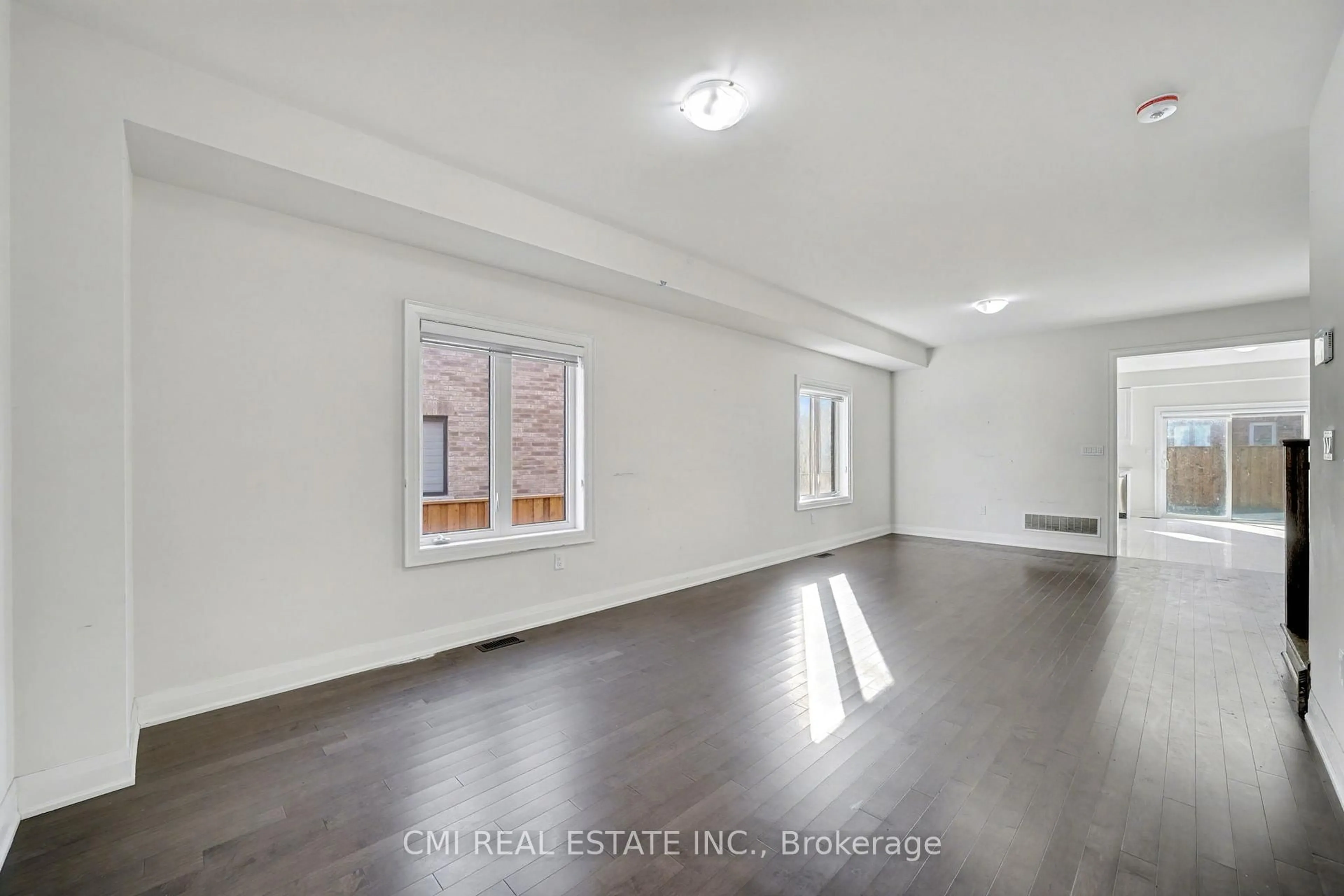 A pic of a room for 343 Northglen Blvd, Clarington Ontario L1C 7E2