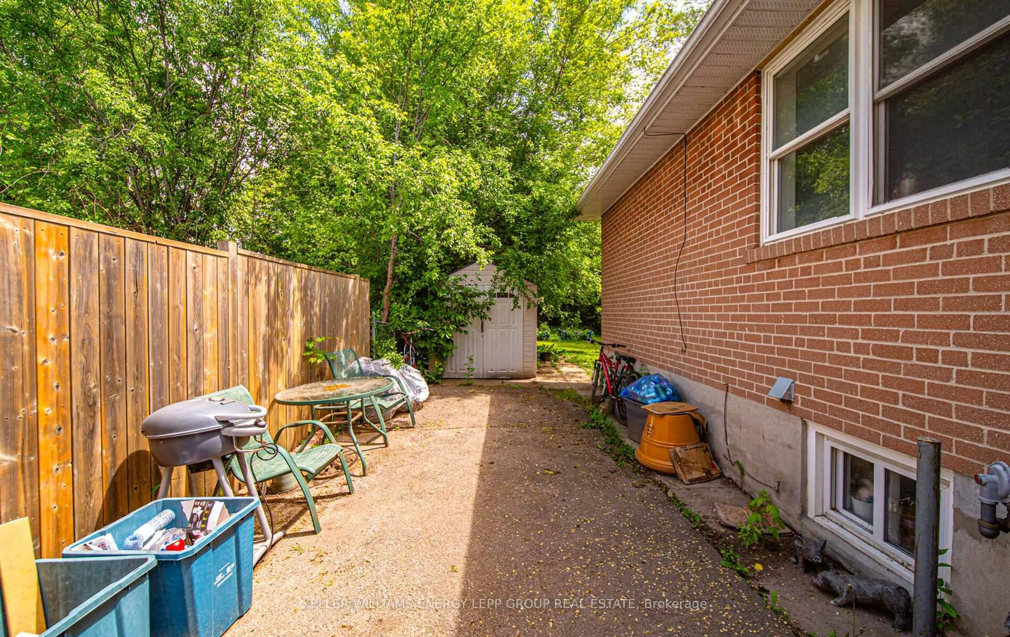 Patio, street for 119 & 121 Lupin Dr, Whitby Ontario L1N 1X9
