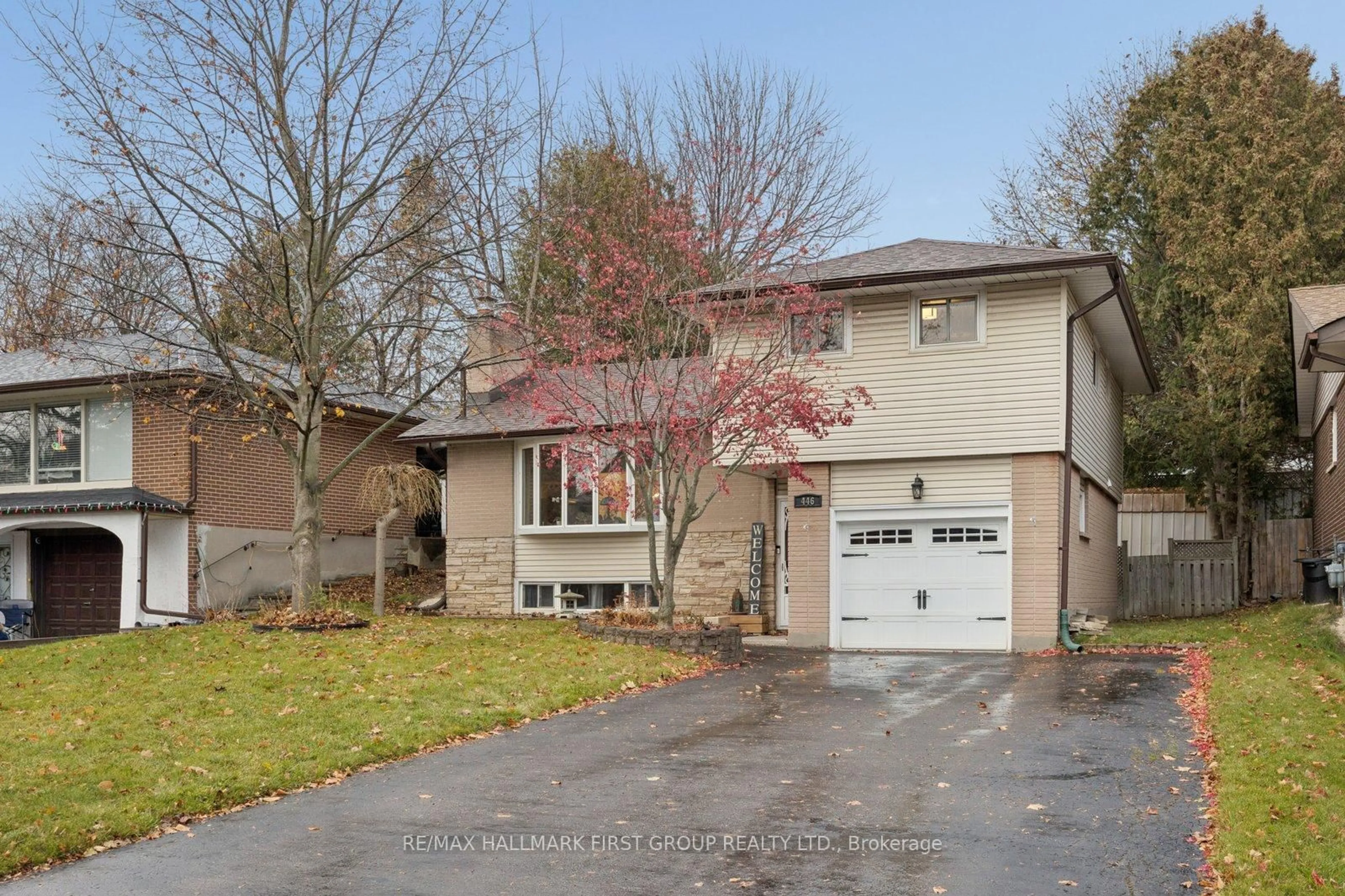 Home with brick exterior material, street for 446 Bernhard Cres, Oshawa Ontario L1G 2B8