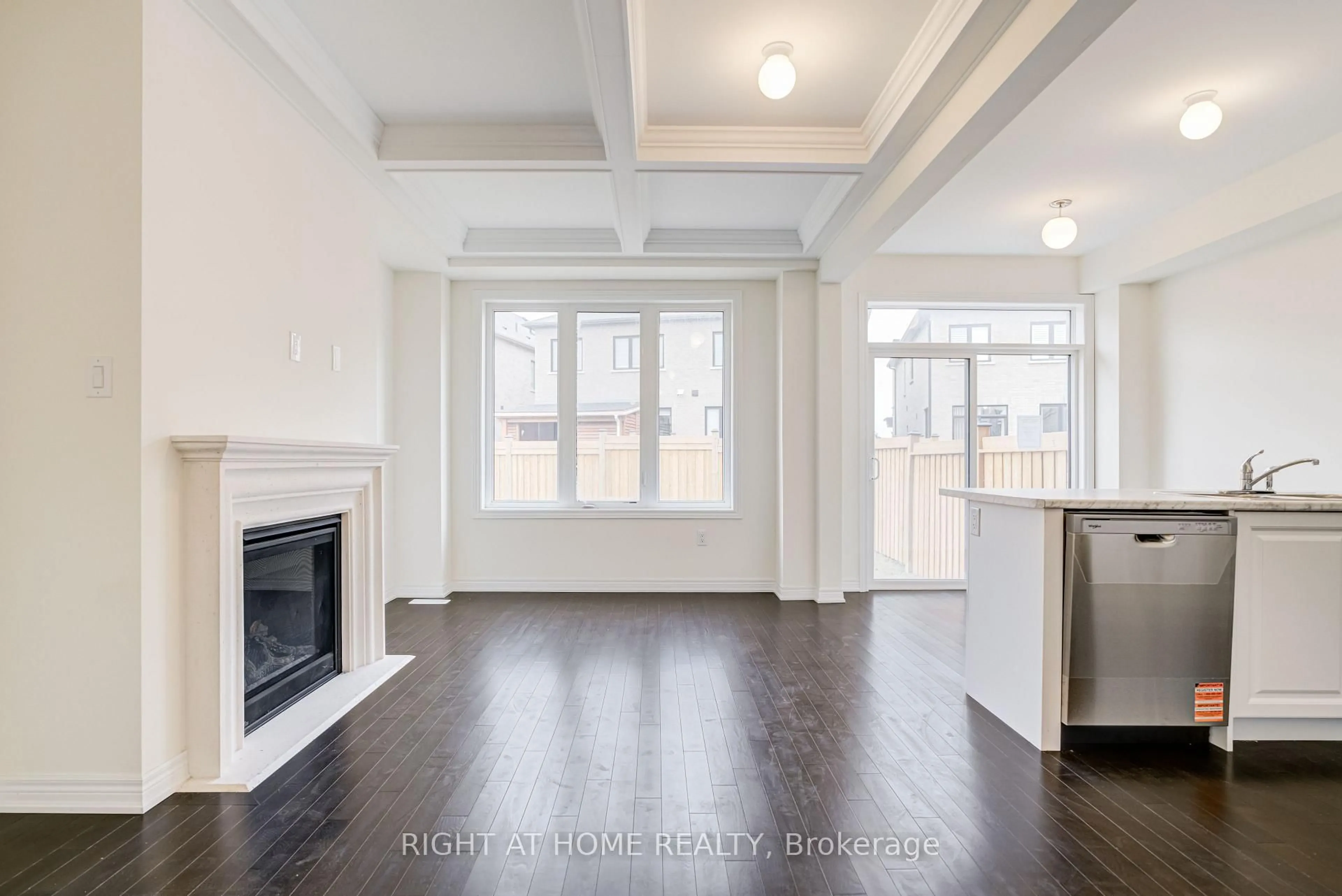 Unknown for 34 Thelma Dr, Whitby Ontario L1P 0N3