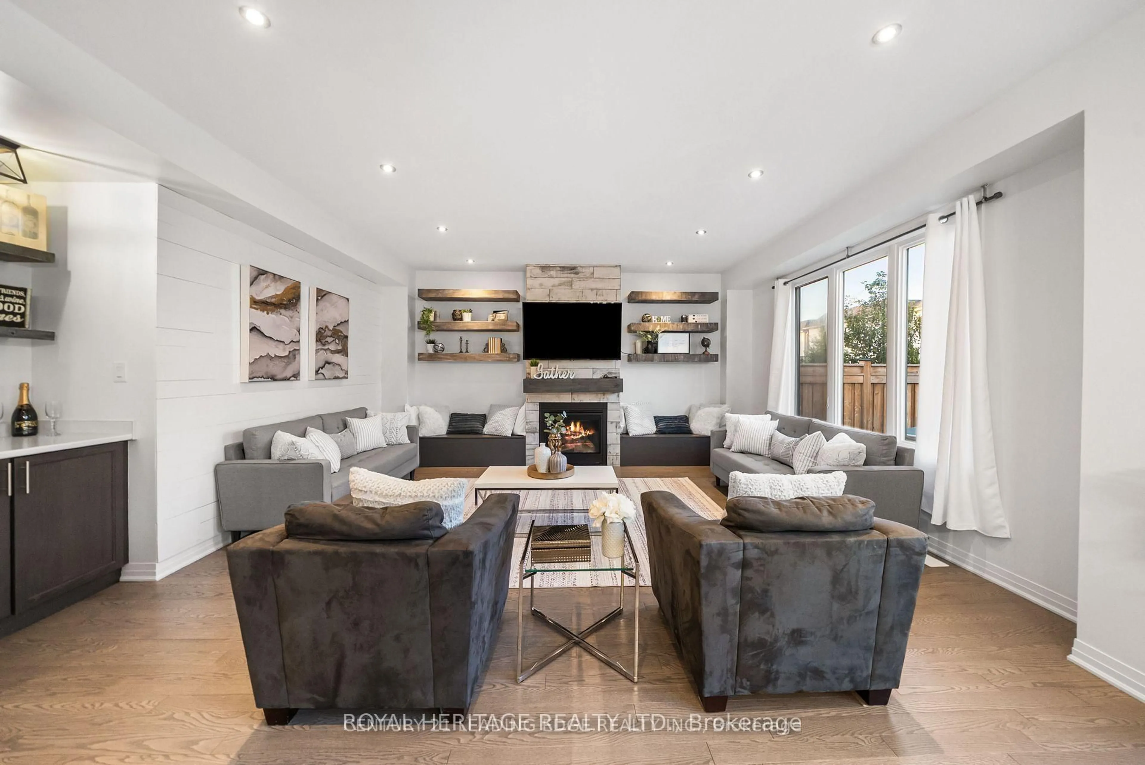 Living room with furniture, unknown for 15 Larkin Lane, Clarington Ontario L1C 4A7