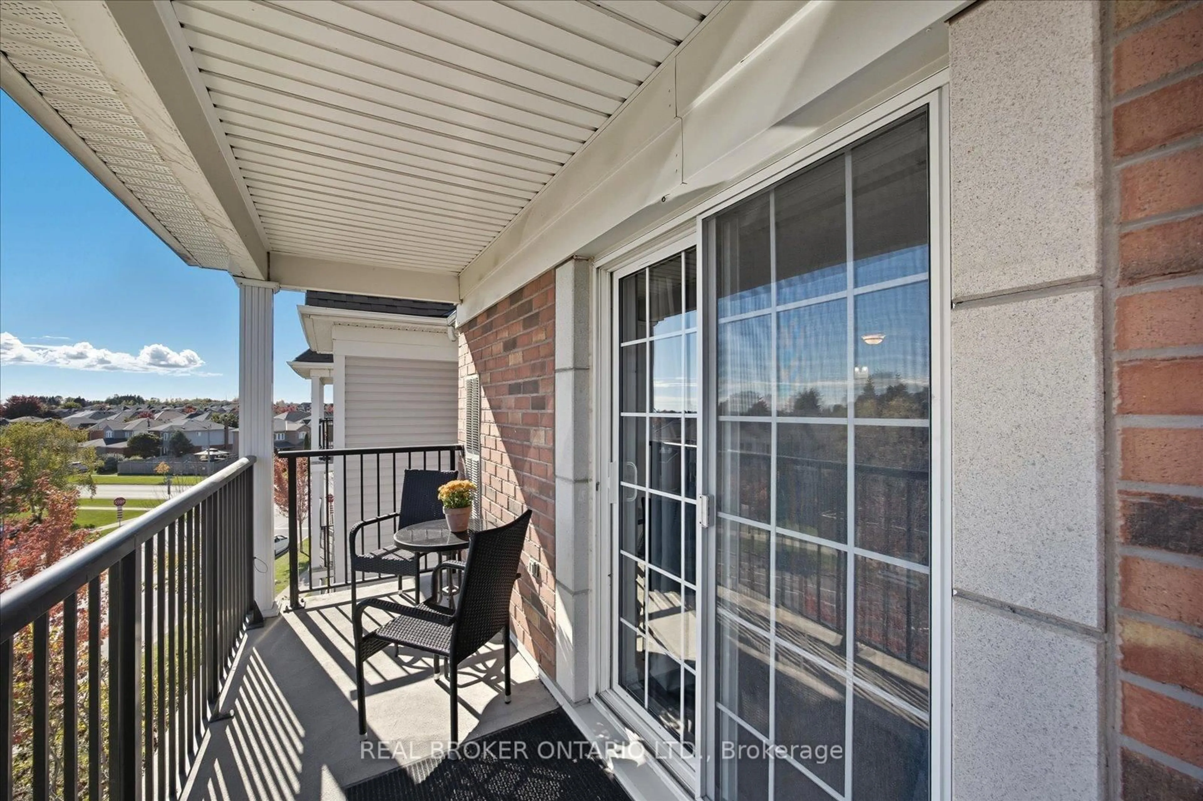 Patio, water/lake/river/ocean view for 106 Aspen Springs Dr #308, Clarington Ontario L1C 5N7