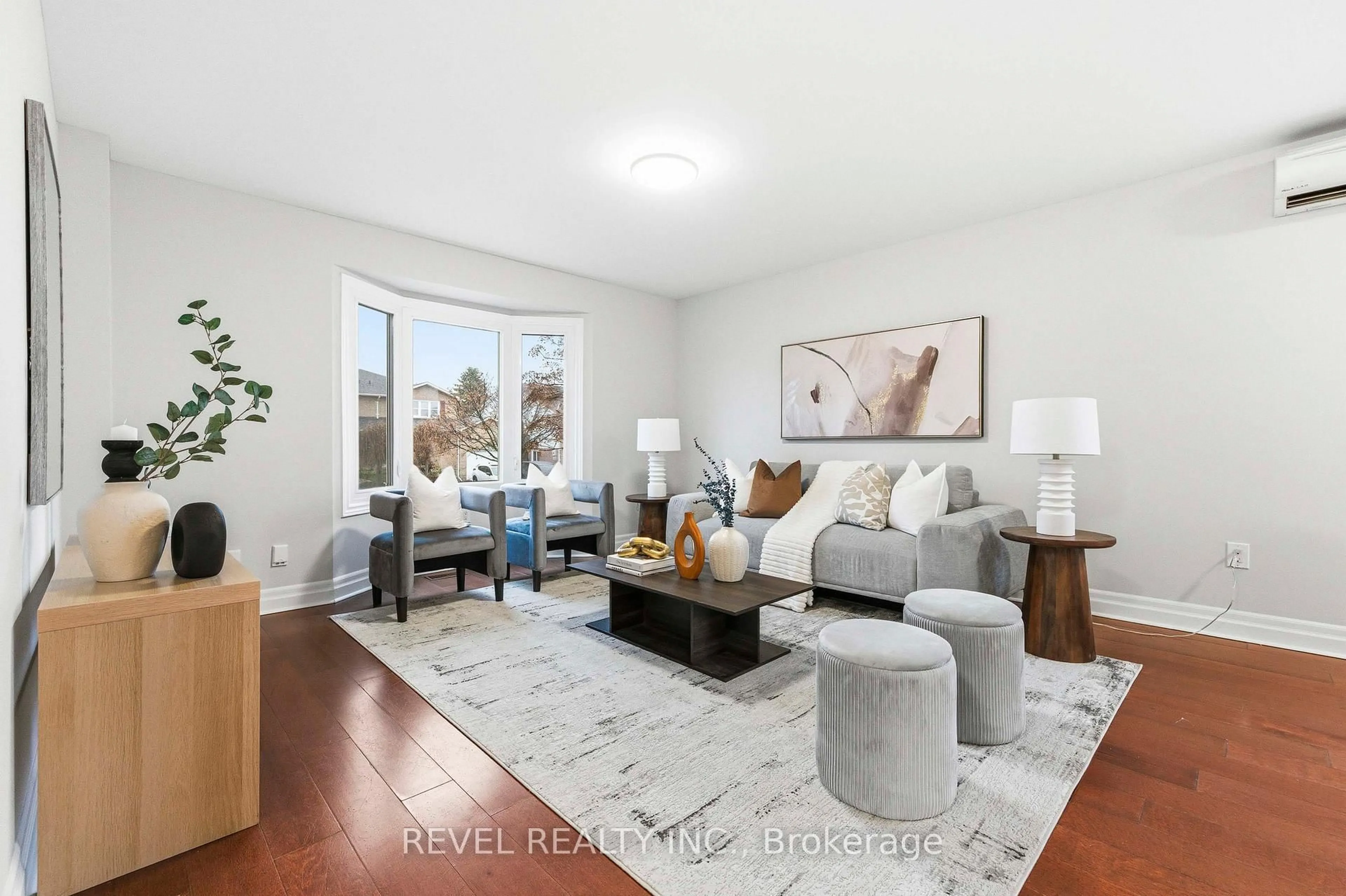 Living room with furniture, unknown for 1036 Attersley Dr, Oshawa Ontario L1K 2G9