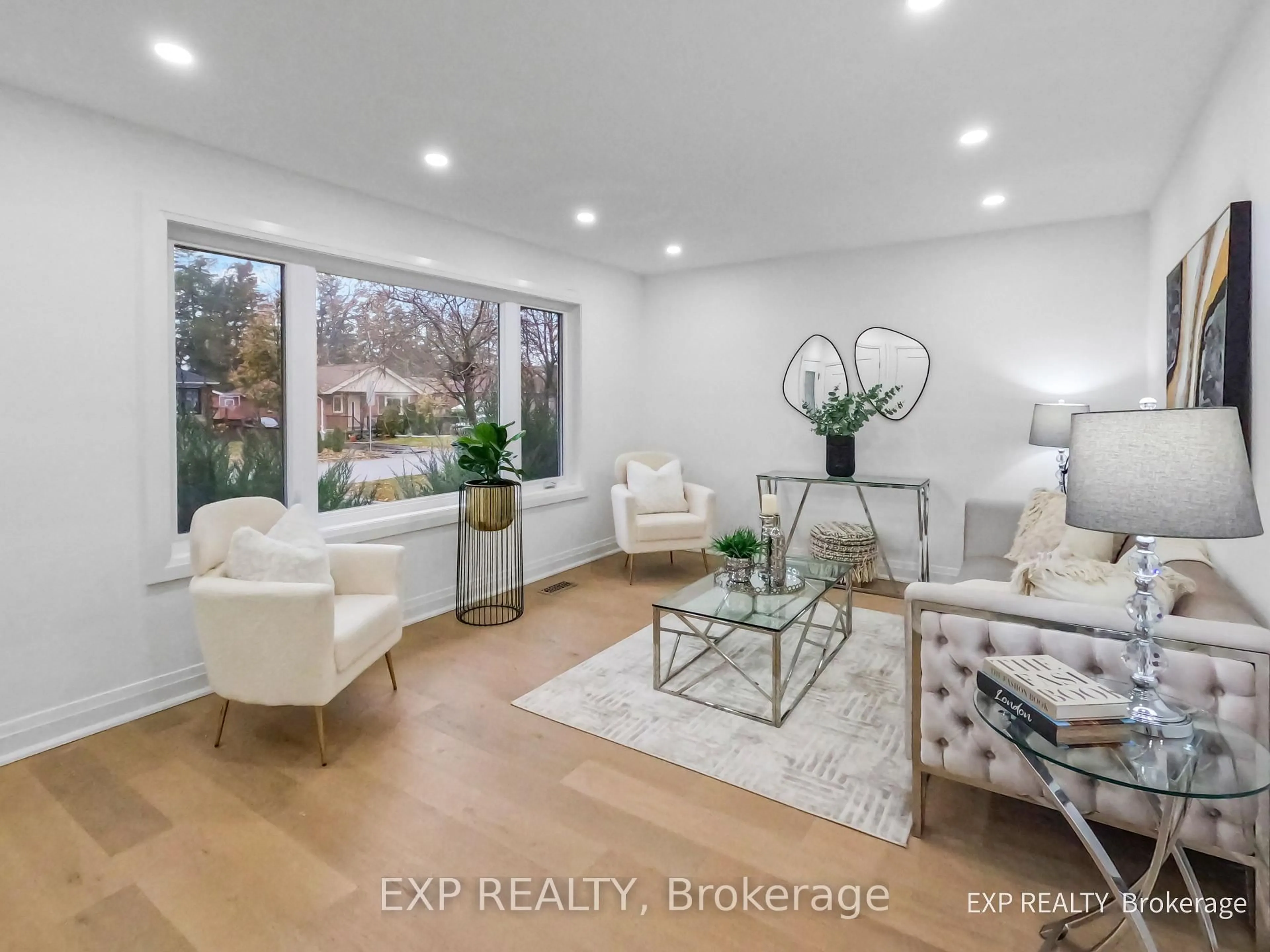 Living room with furniture, unknown for 134 Glenshephard Dr, Toronto Ontario M1K 4N6