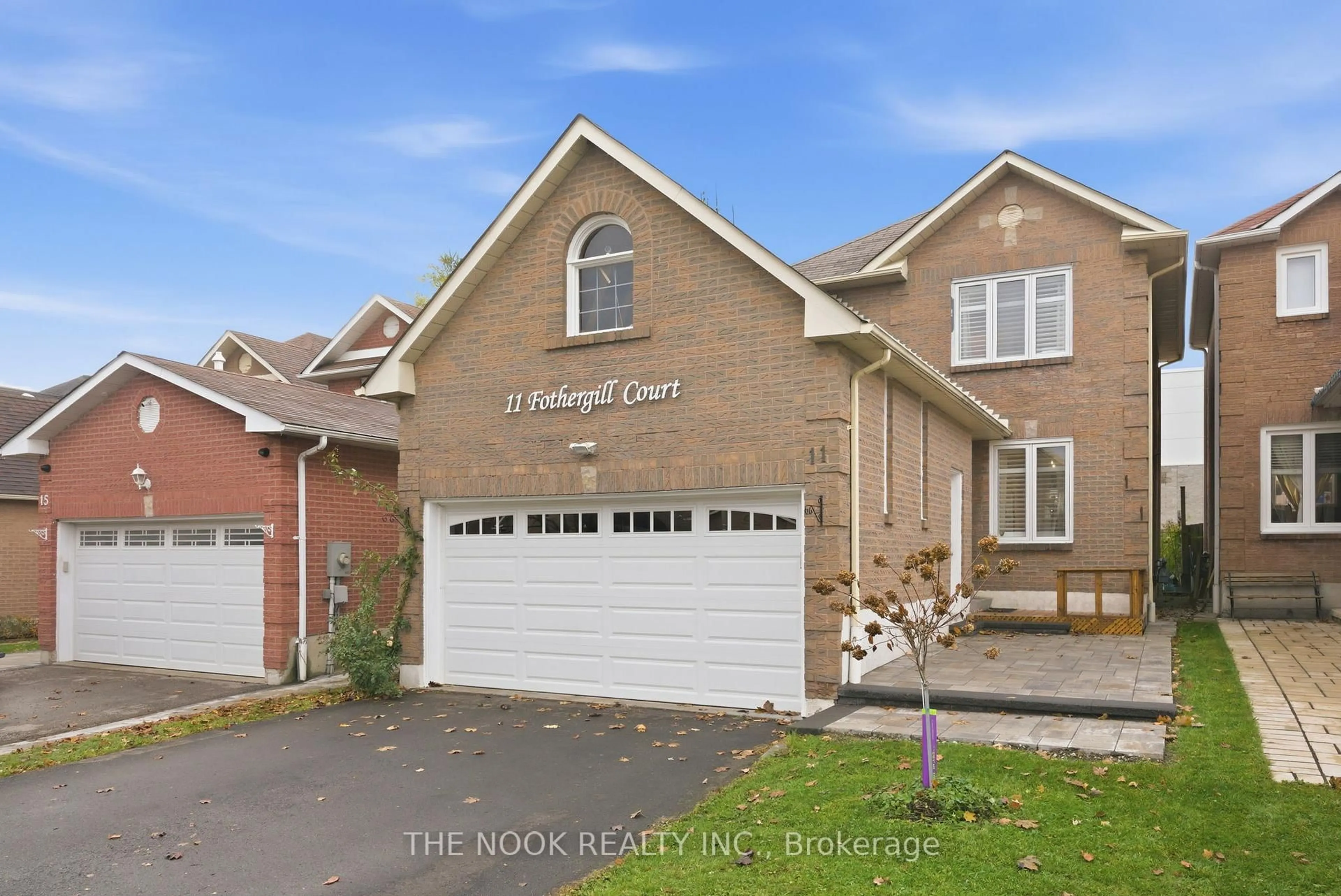 Home with brick exterior material, street for 11 Fothergill Crt, Whitby Ontario L1P 1K8