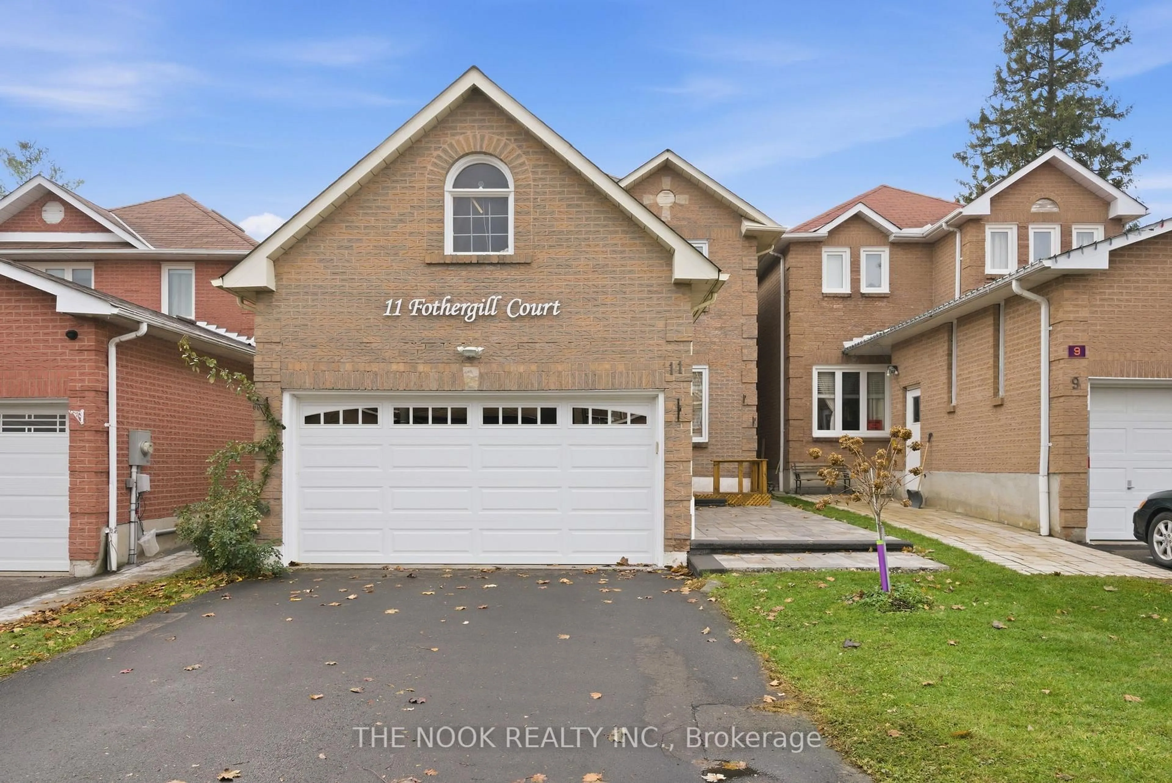 Home with brick exterior material, street for 11 Fothergill Crt, Whitby Ontario L1P 1K8