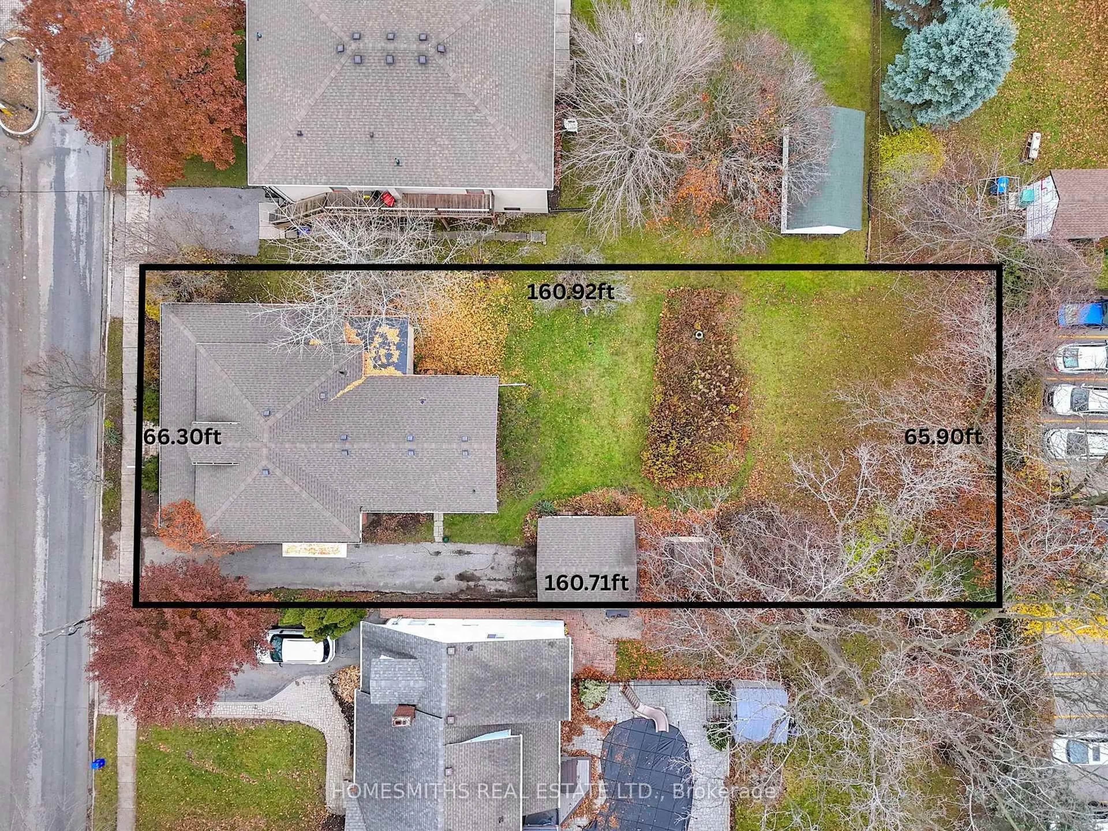 A pic from outside/outdoor area/front of a property/back of a property/a pic from drone, street for 9 Concession St, Clarington Ontario L1C 1Y6