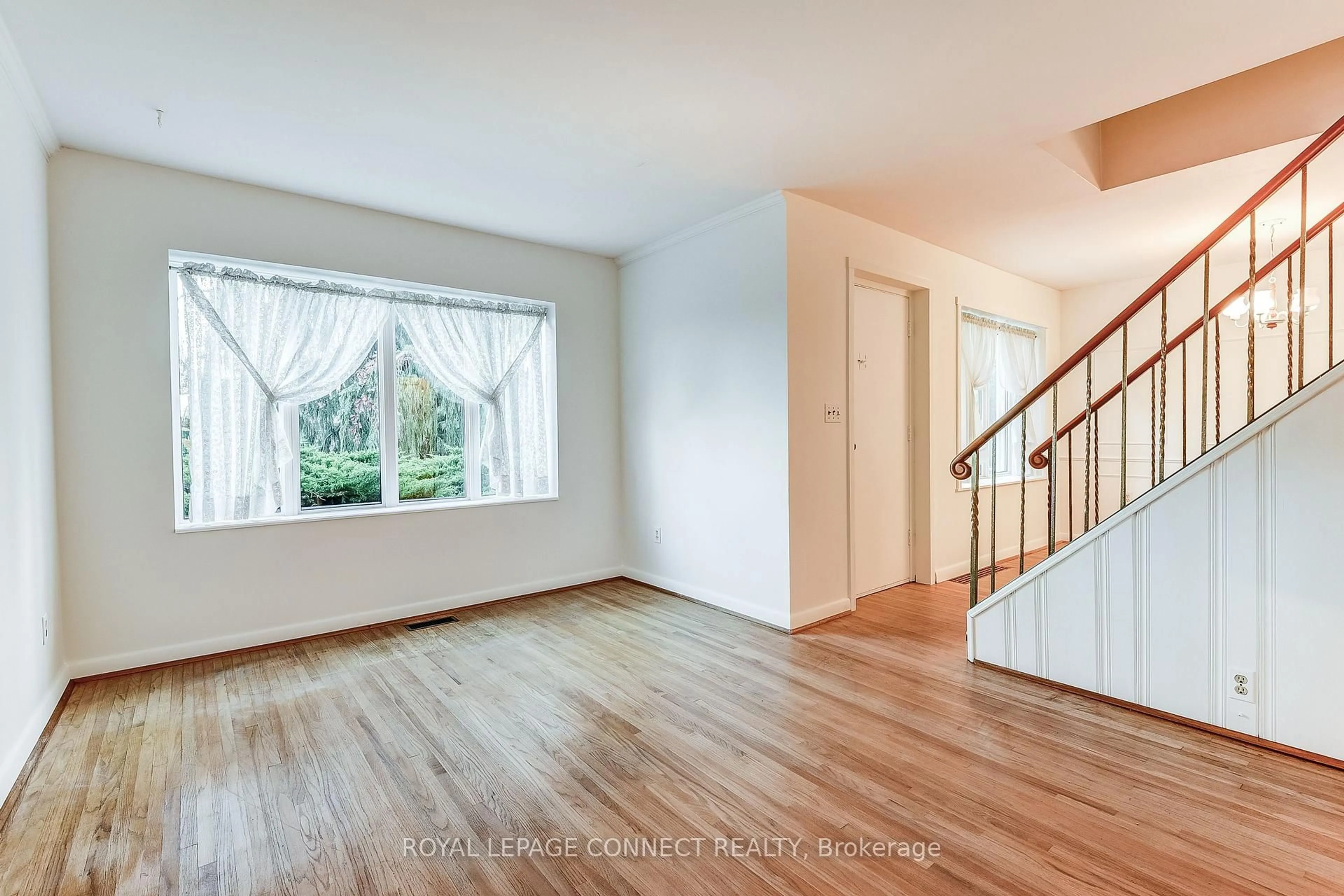 Unknown for 11 Waringstown Dr, Toronto Ontario M1R 4H2