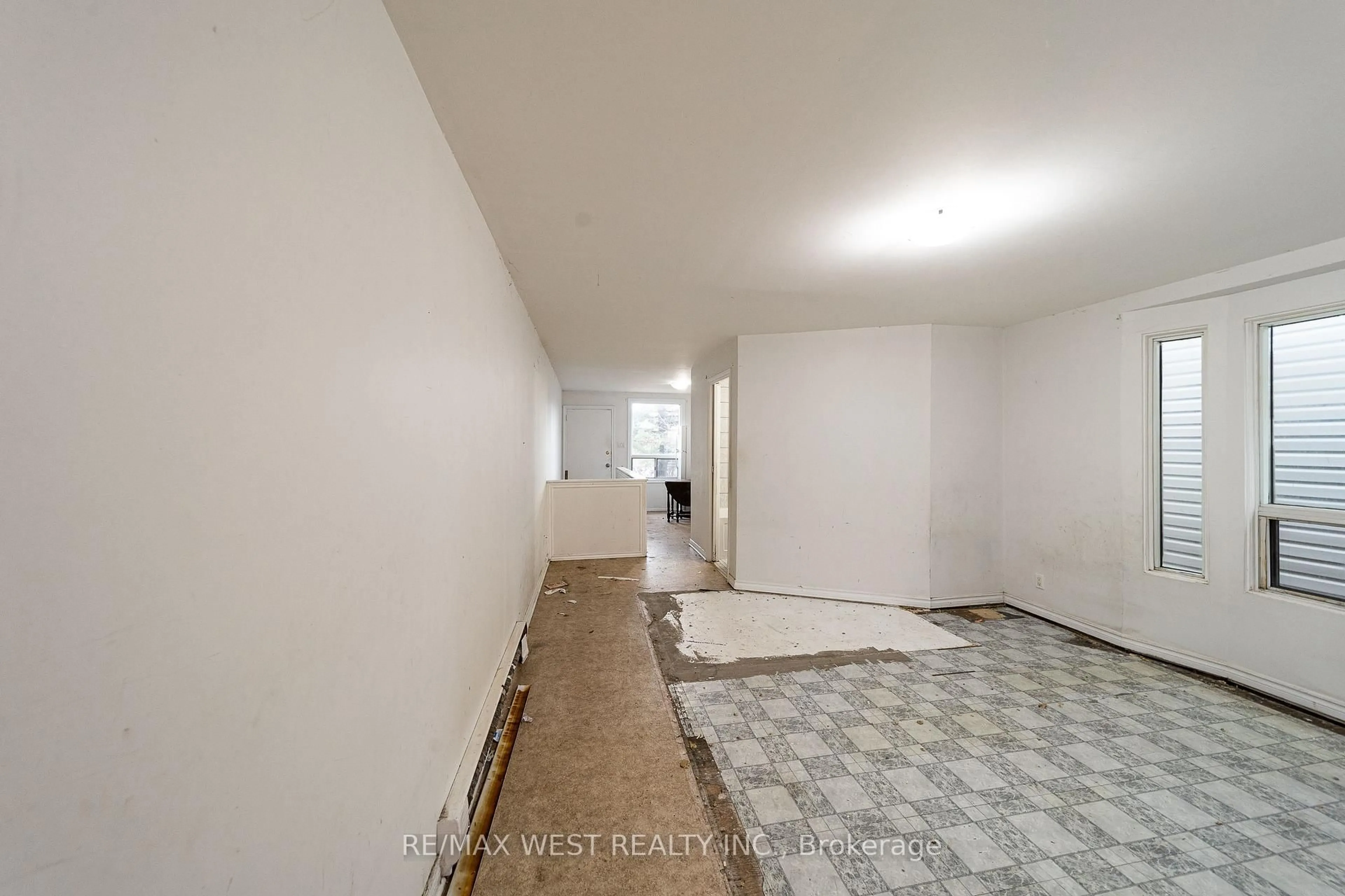 A pic of a room for 157 Boultbee Ave, Toronto Ontario M4J 1B2