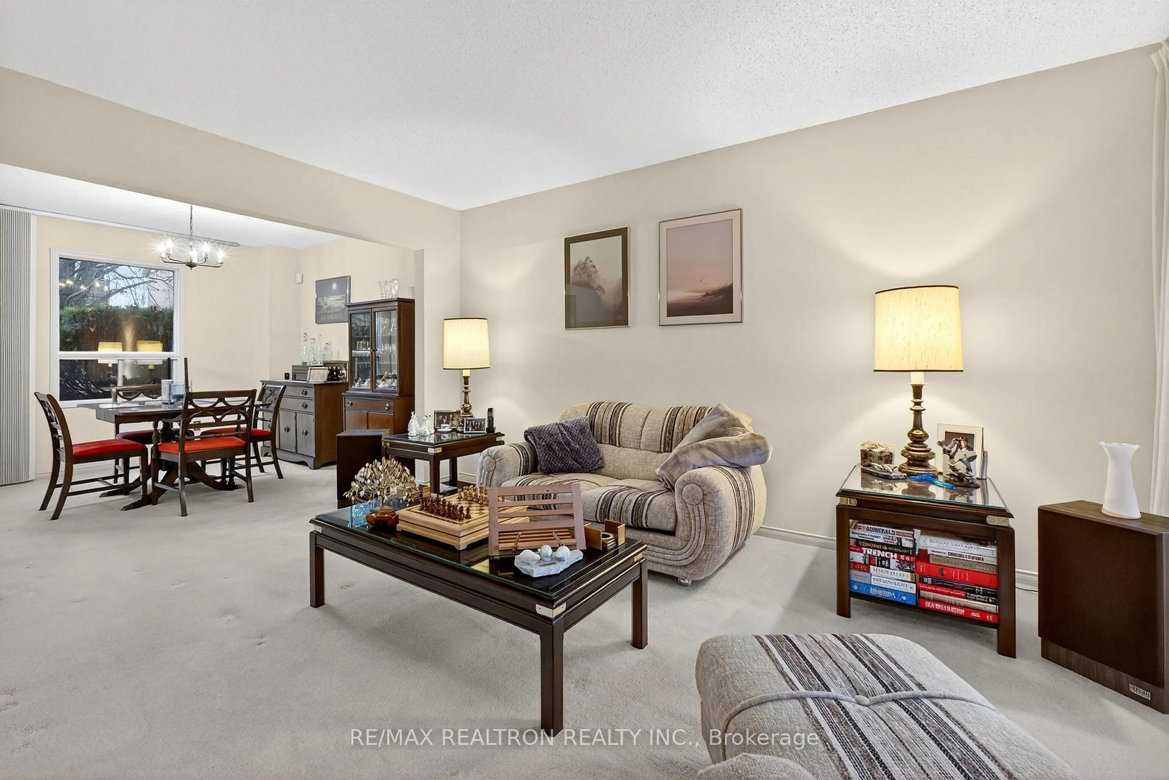 Living room with furniture, unknown for 29 Locker Dr, Ajax Ontario L1T 3K8