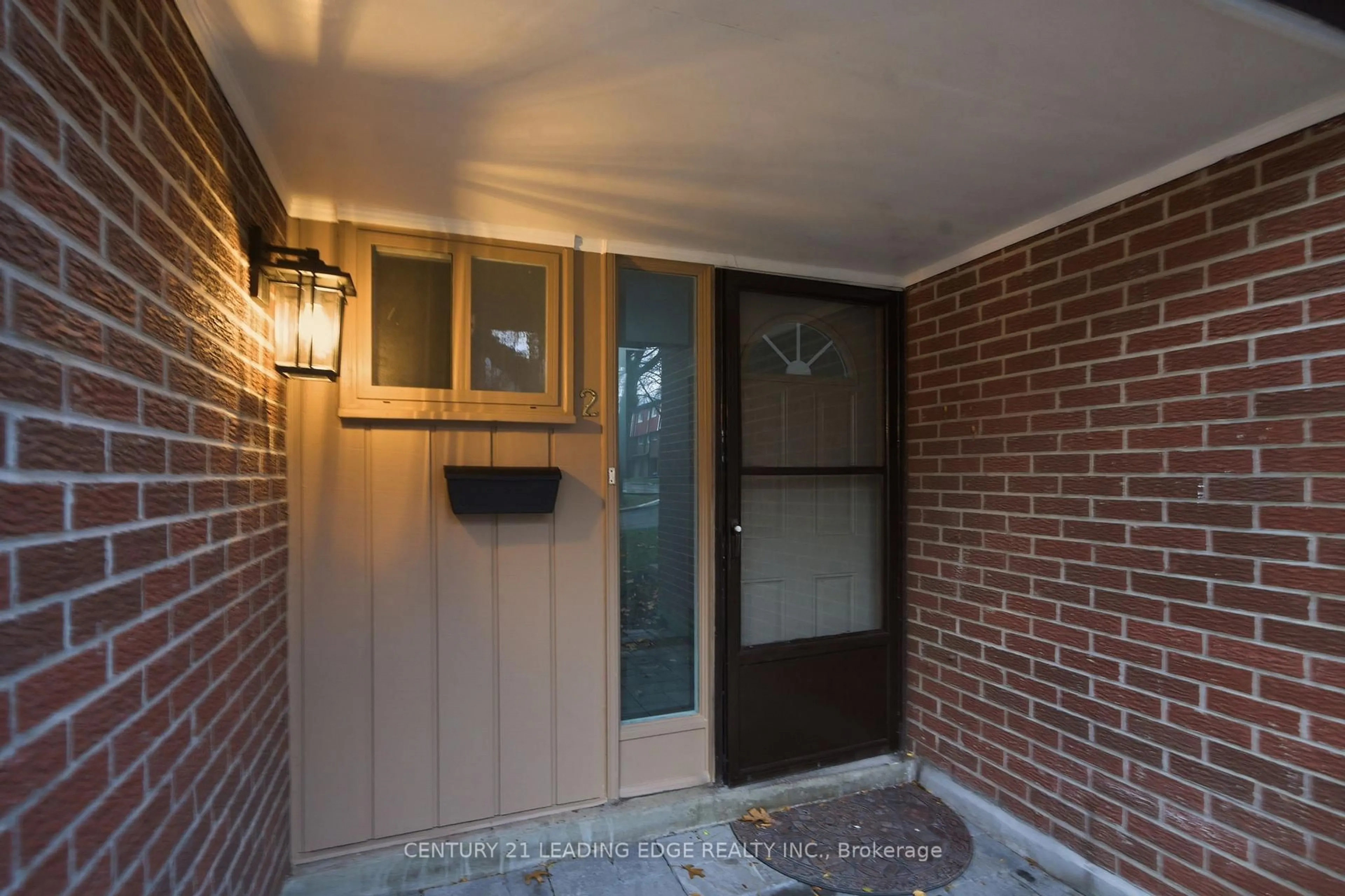 Indoor entryway for 1310 Fieldlight Blvd #2, Pickering Ontario L1V 2Y8