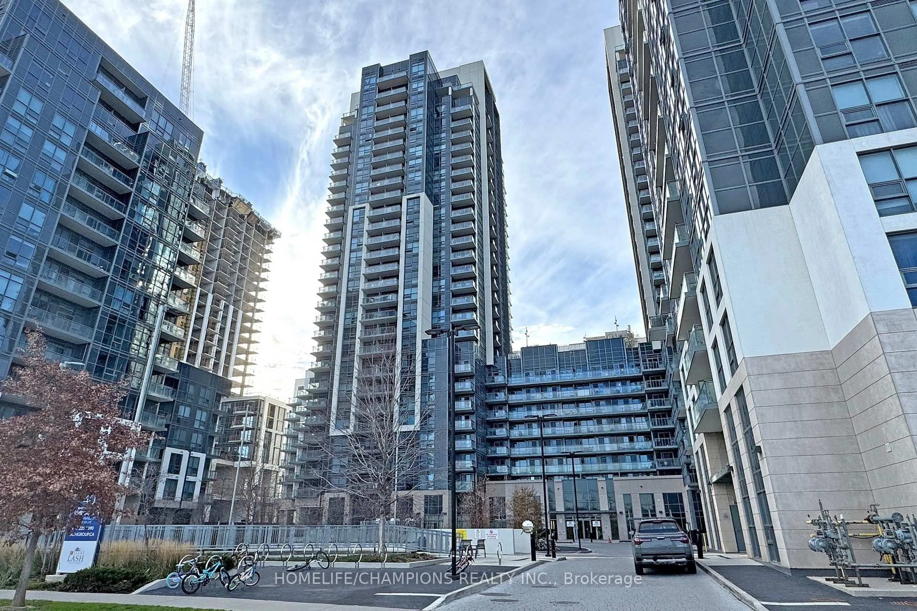A pic from outside/outdoor area/front of a property/back of a property/a pic from drone, city buildings view from balcony for 20 Meadowglen Pl, Toronto Ontario M1G 0A9