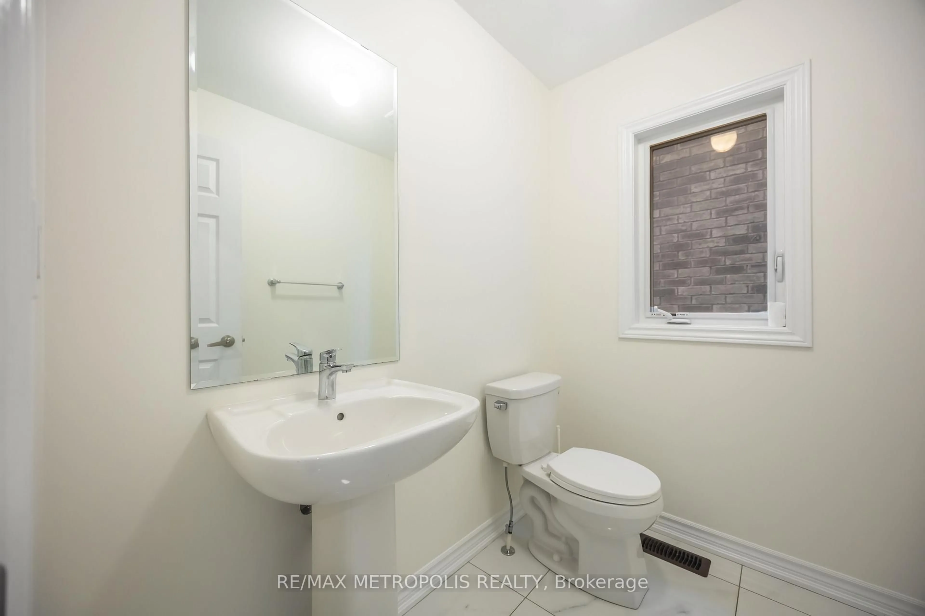 Standard bathroom, ceramic/tile floor for 219 Doug Finney St, Oshawa Ontario L1K 3G3