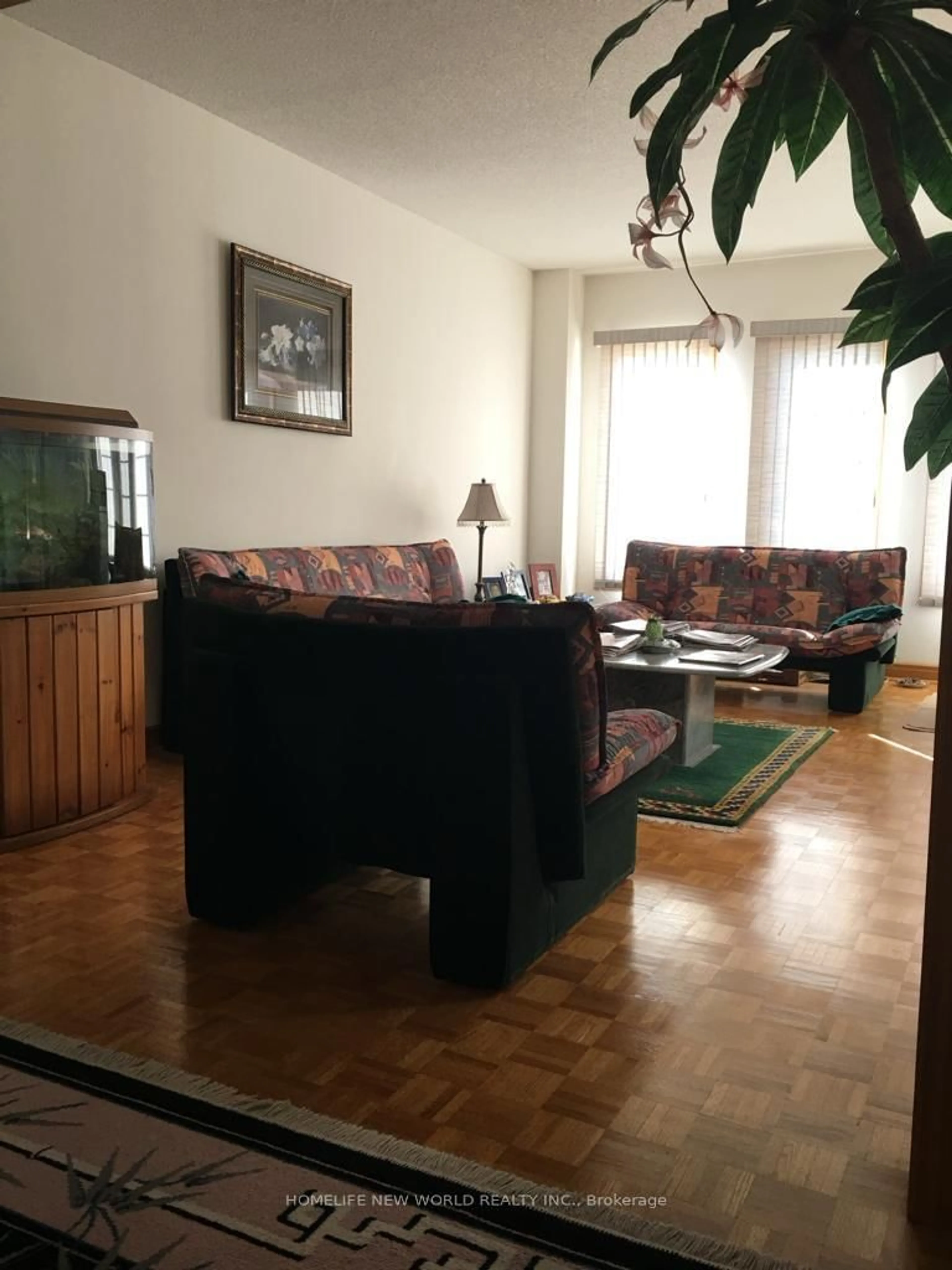 Living room with furniture, unknown for 81 Dalmatian Cres, Toronto Ontario M1C 4W8