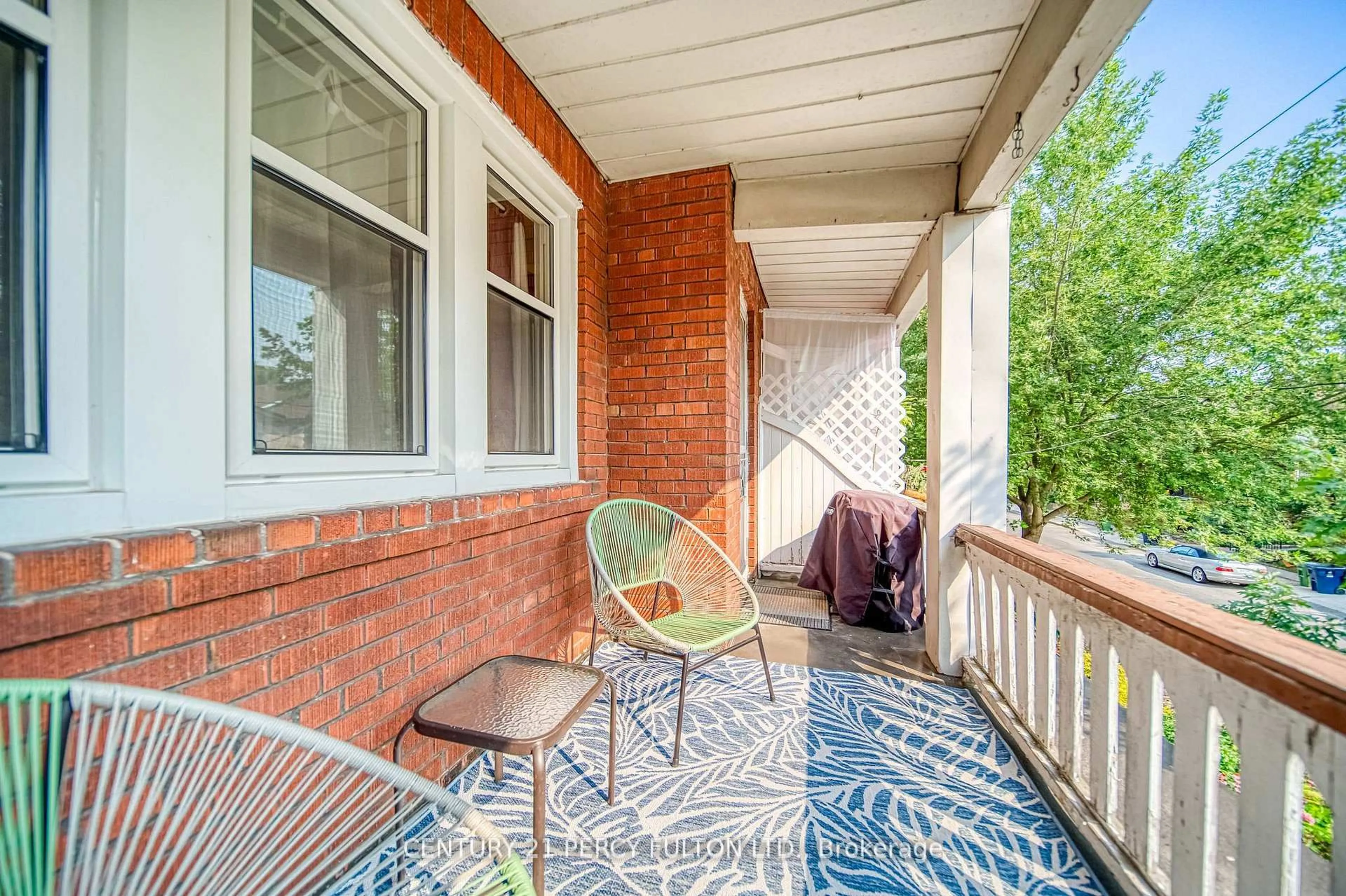 Patio, street for 48-50 Scarboro Beach Blvd, Toronto Ontario M4E 2X1