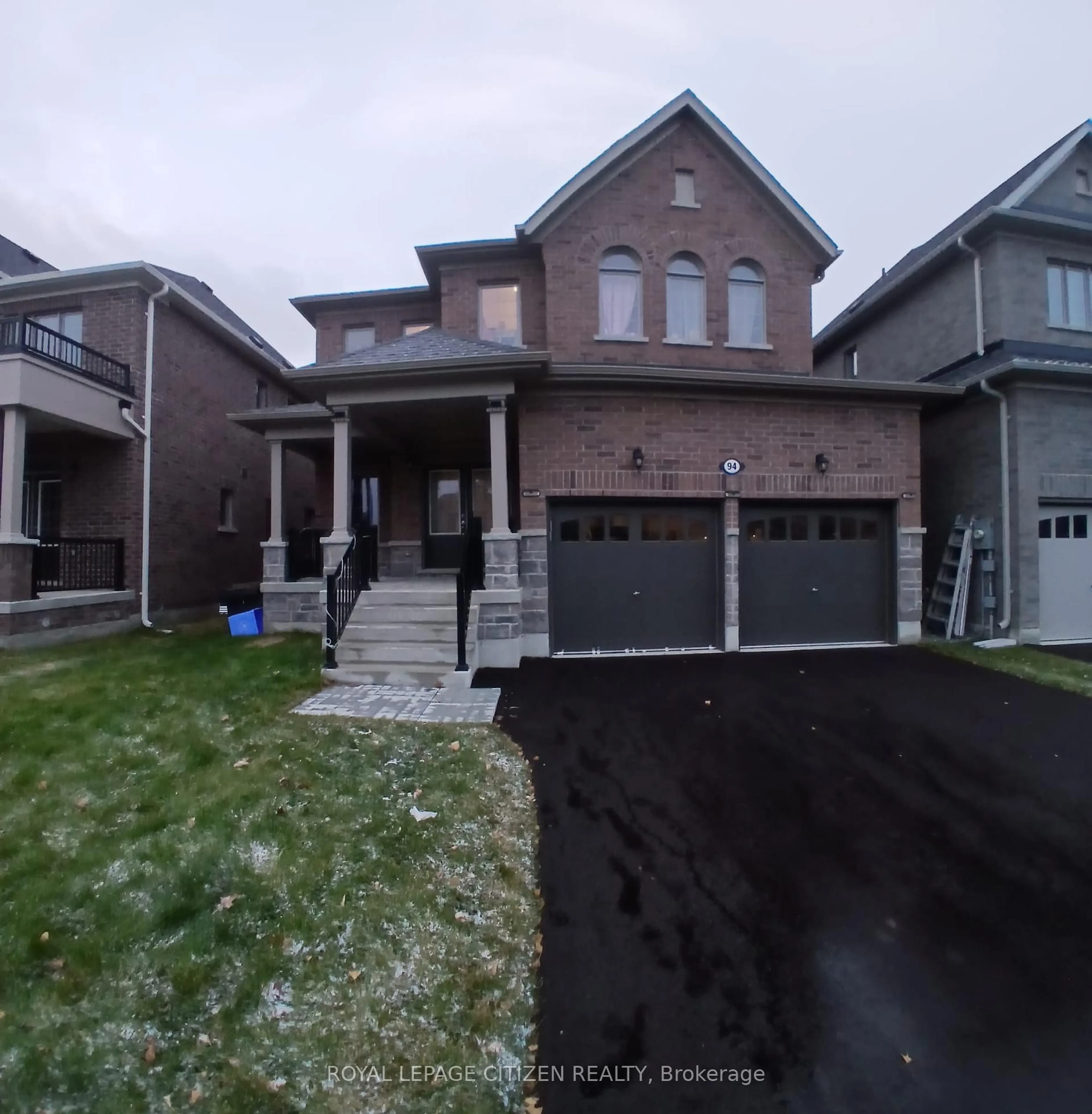 Home with brick exterior material, street for 94 North Garden Blvd, Scugog Ontario L9L 0E1